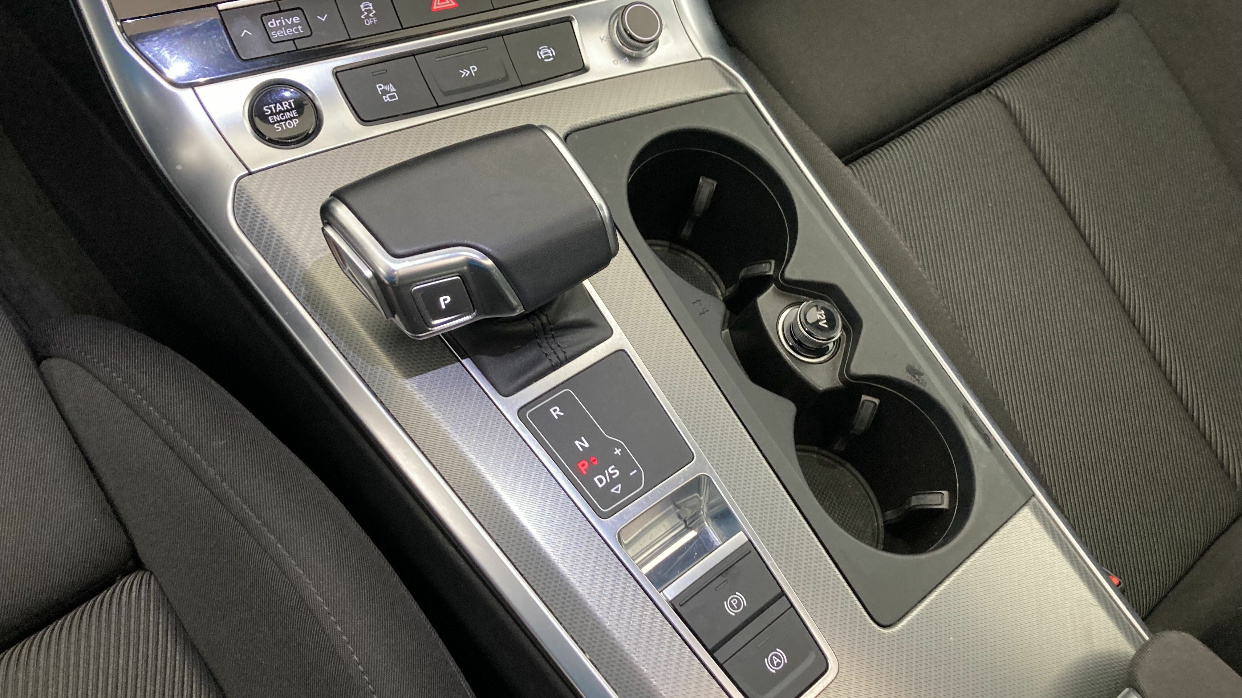 audi a6 avant business 40 TDI 204 STRONIC 2022 blanco glaciar metalizado 9