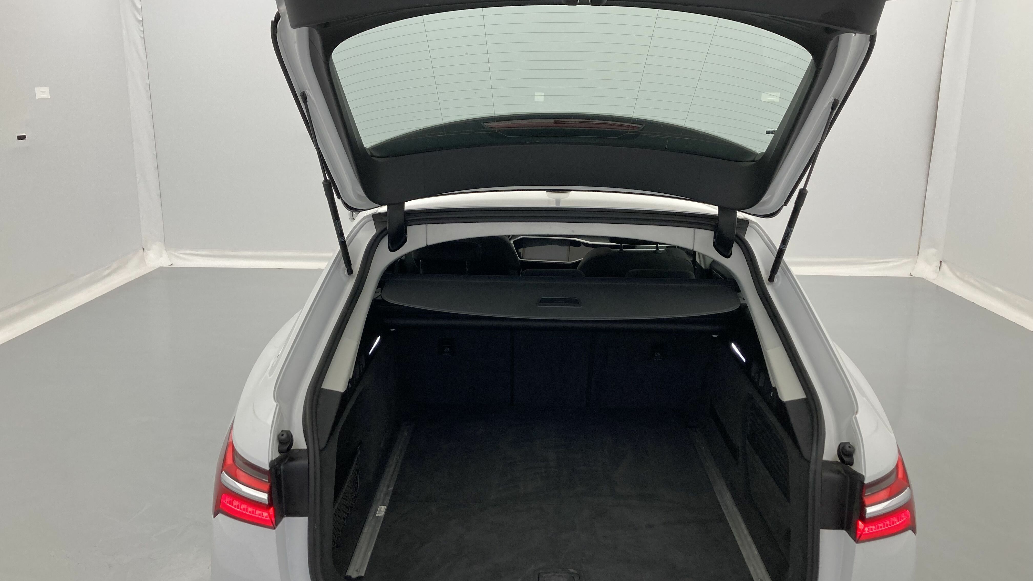 audi a6 avant business 40 TDI 204 STRONIC 2022 blanco glaciar metalizado 13