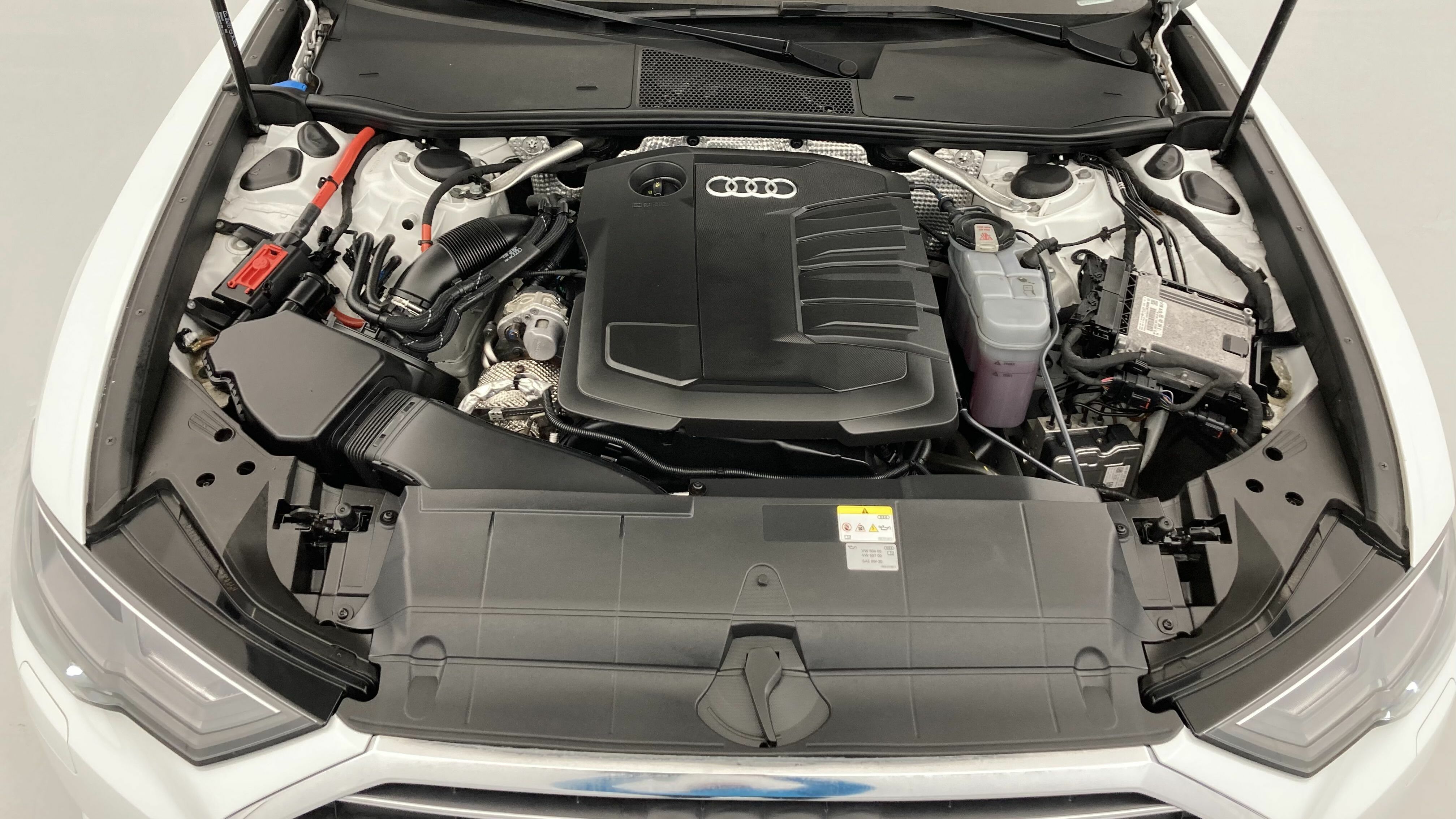 audi a6 avant business 40 TDI 204 STRONIC 2022 blanco glaciar metalizado 14