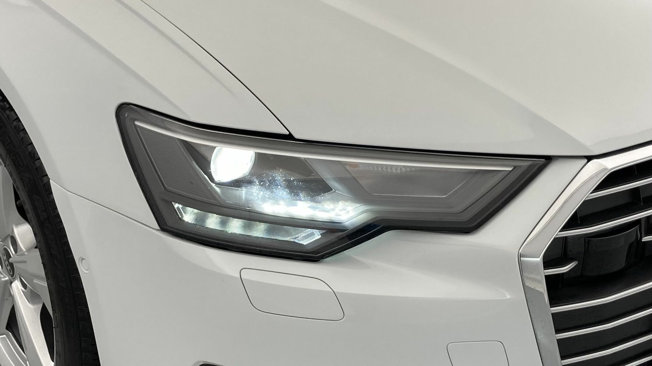 audi a6 avant business 40 TDI 204 STRONIC 2022 blanco glaciar metalizado 18