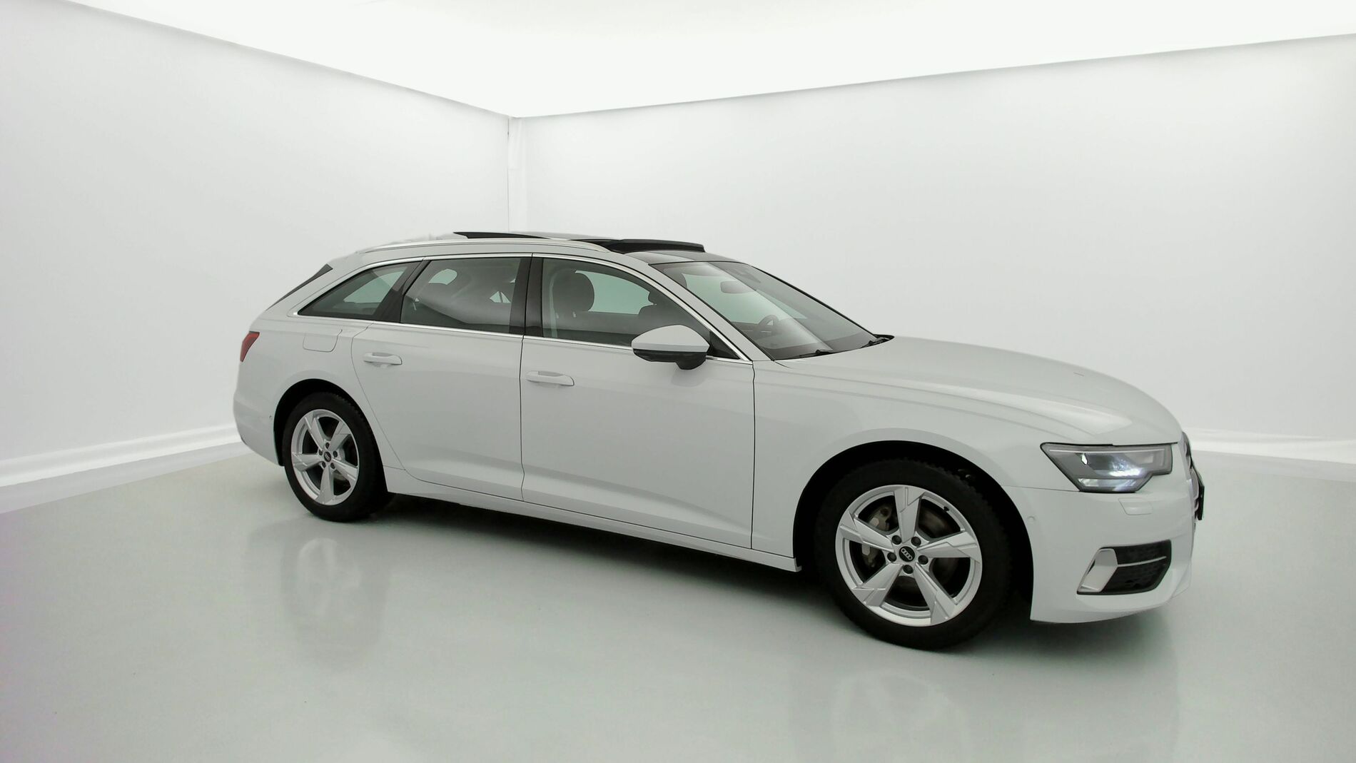 audi a6 avant business 40 TDI 204 STRONIC 2022 blanco glaciar metalizado 2