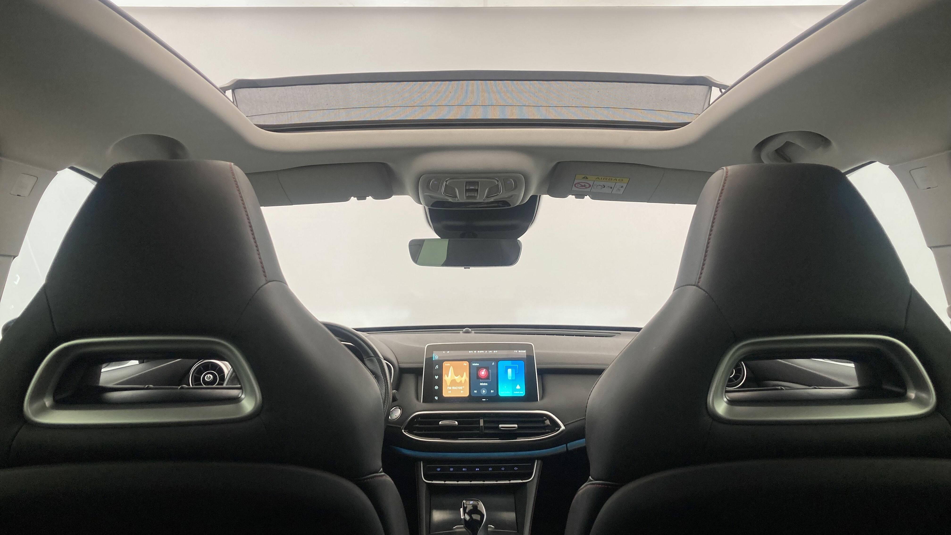 mg hs luxury 1.5 T-GDI 162 AT 2023 medal silver 32