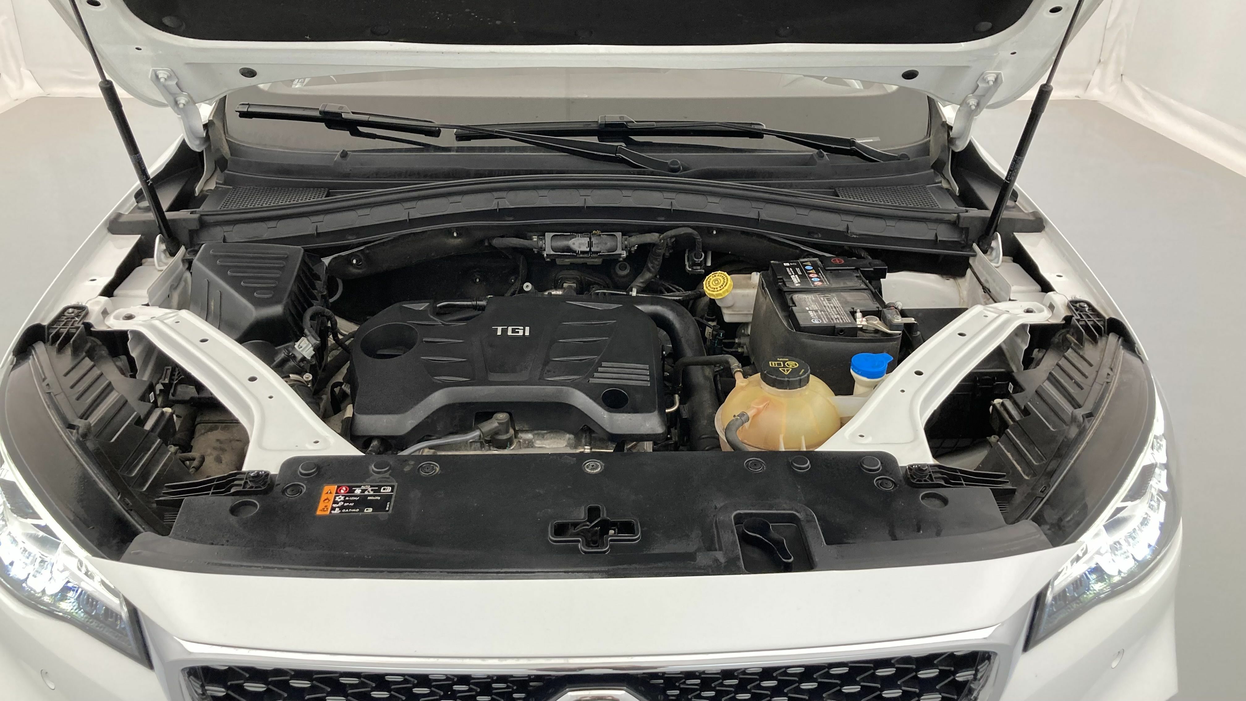 mg hs luxury 1.5 T-GDI 162 AT 2023 dover white 25
