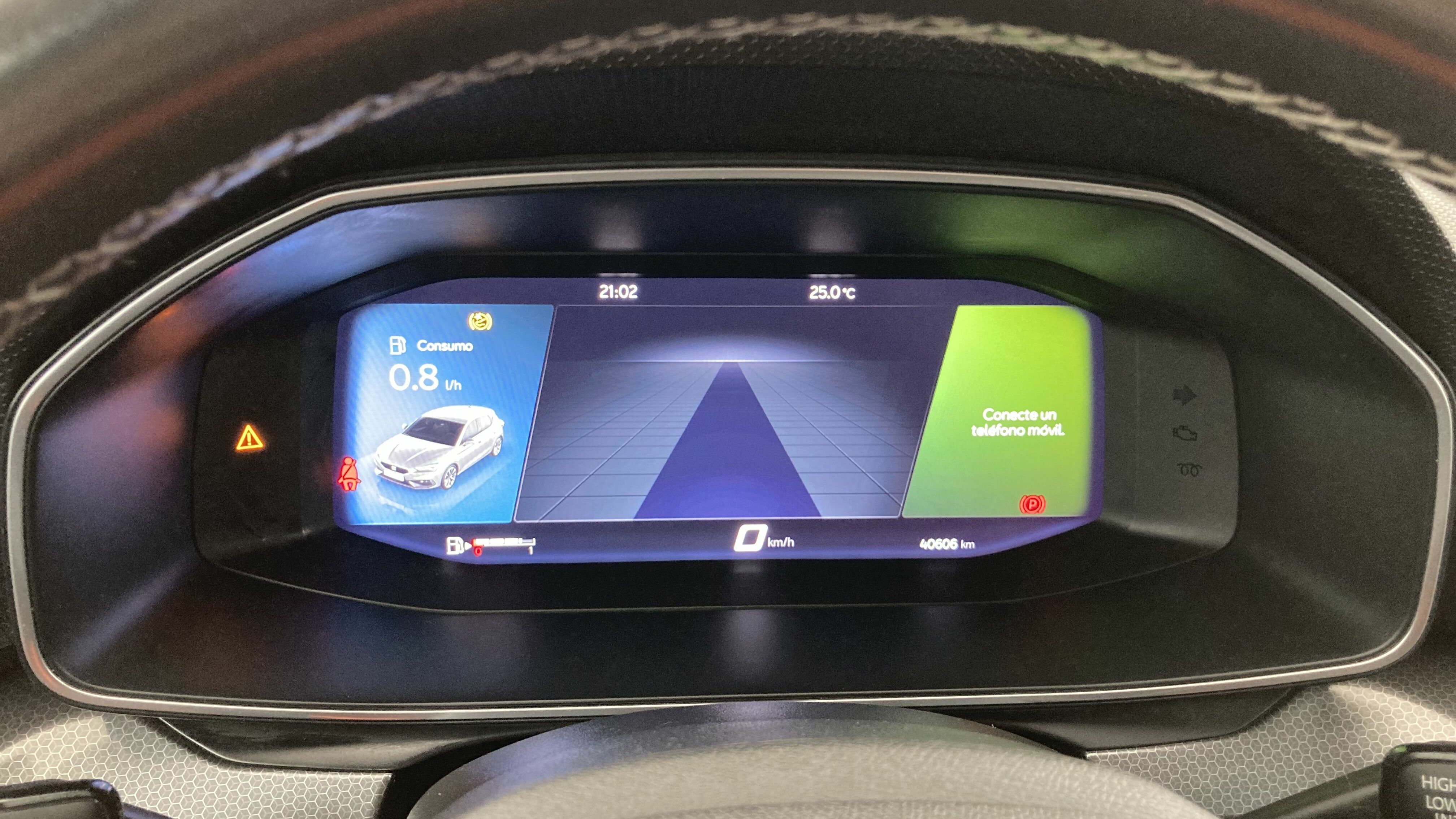 seat leon style launch 1.0 TSI 110CV 2021 rojo desire/gris 19