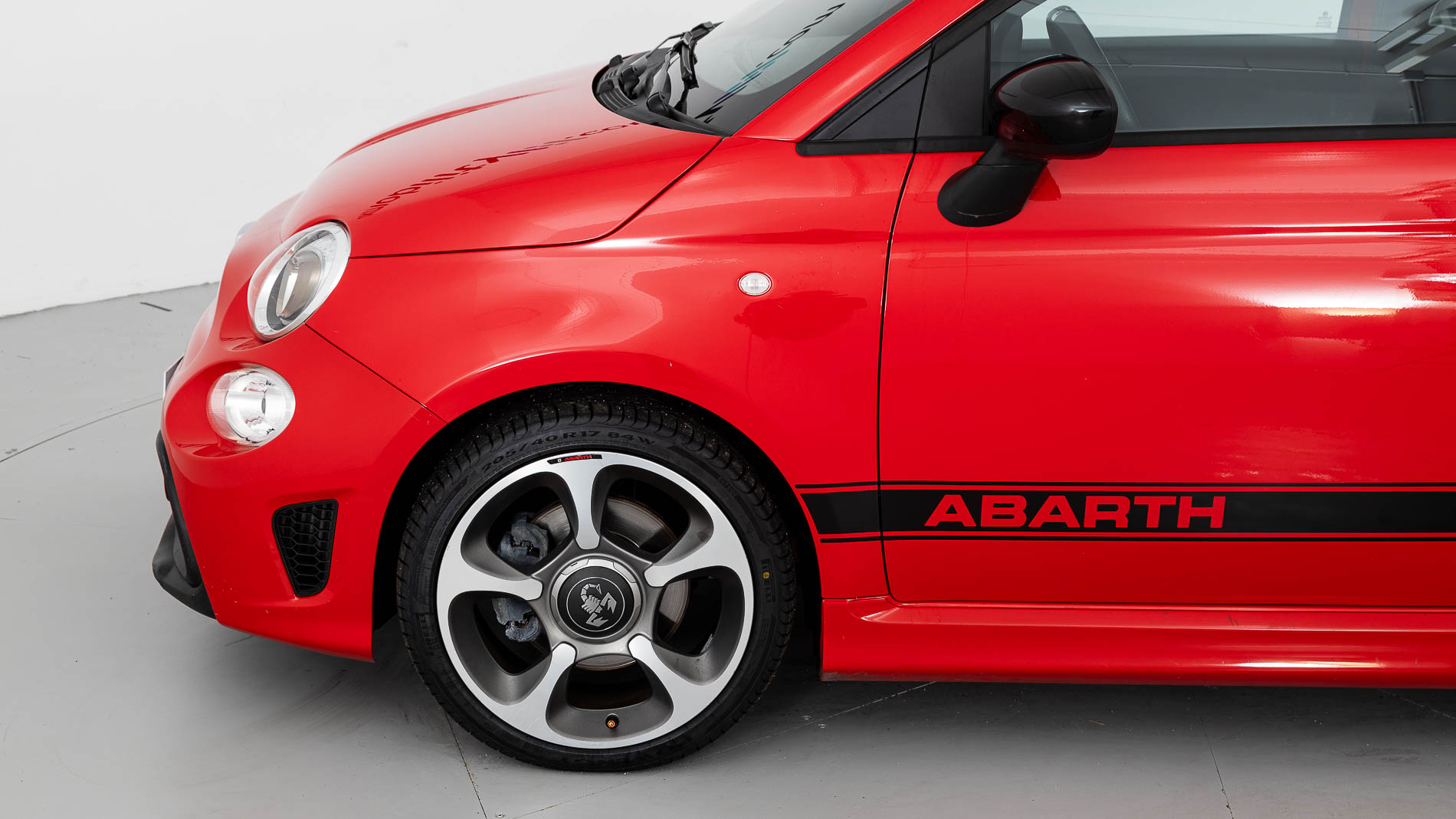 abarth 595 nv 1.4 T-JET 145 2021 rojo 26
