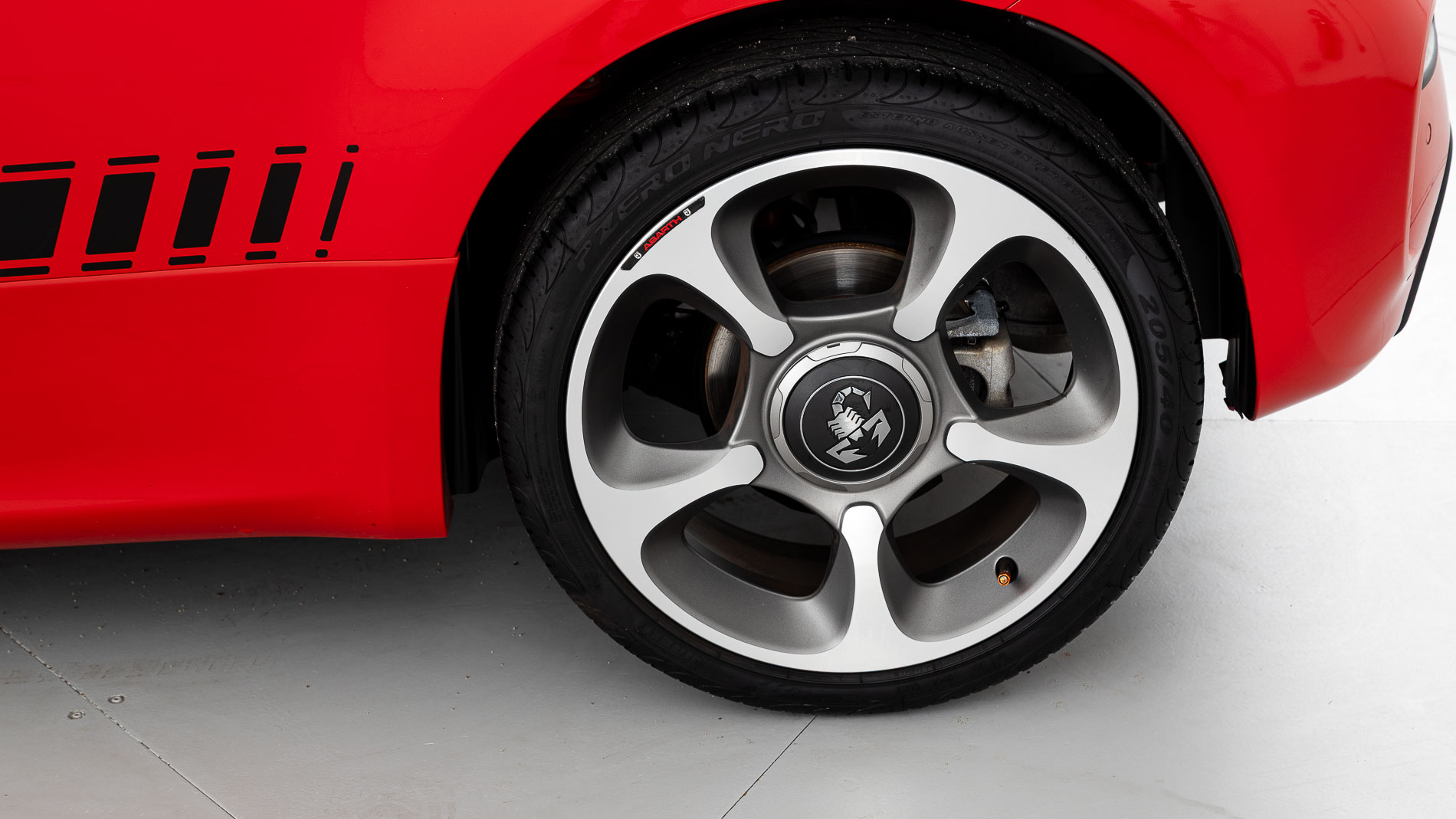 abarth 595 nv 1.4 T-JET 145 2021 rojo 27