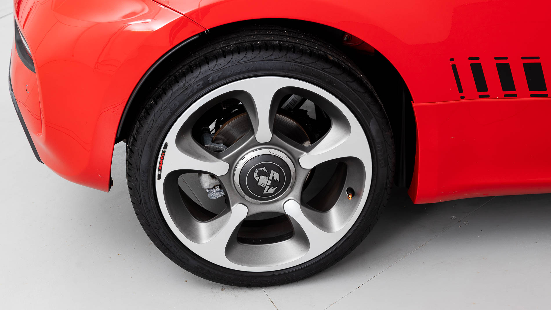 abarth 595 nv 1.4 T-JET 145 2021 rojo 28