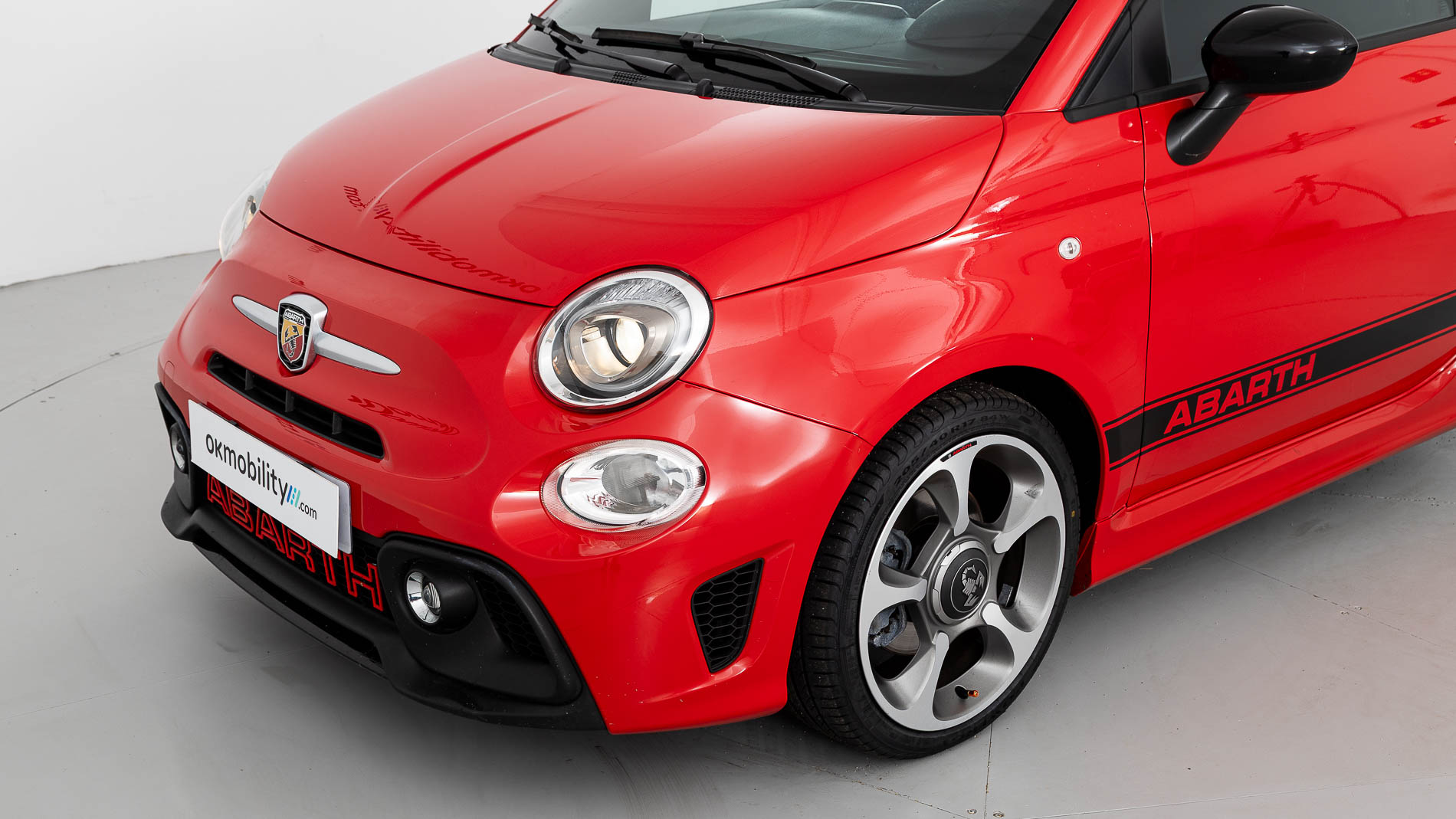 abarth 595 nv 1.4 T-JET 145 2021 rojo 30