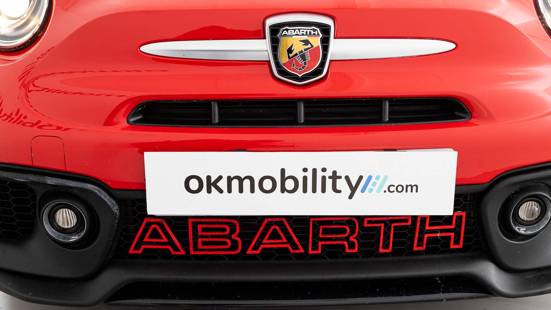 abarth 595 nv 1.4 T-JET 145 2021 rojo 31