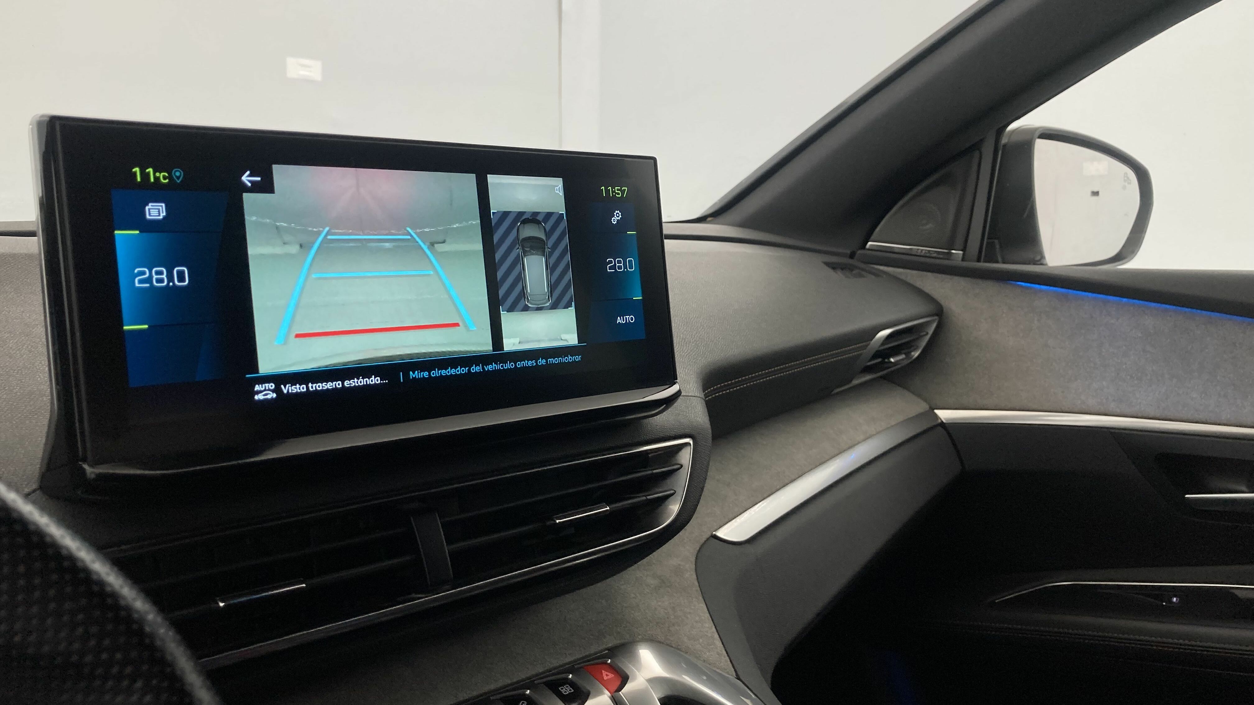 peugeot 3008 gt pack 1.6 HYBRID 300 EAT PHEV 2022 negro perla nera 18