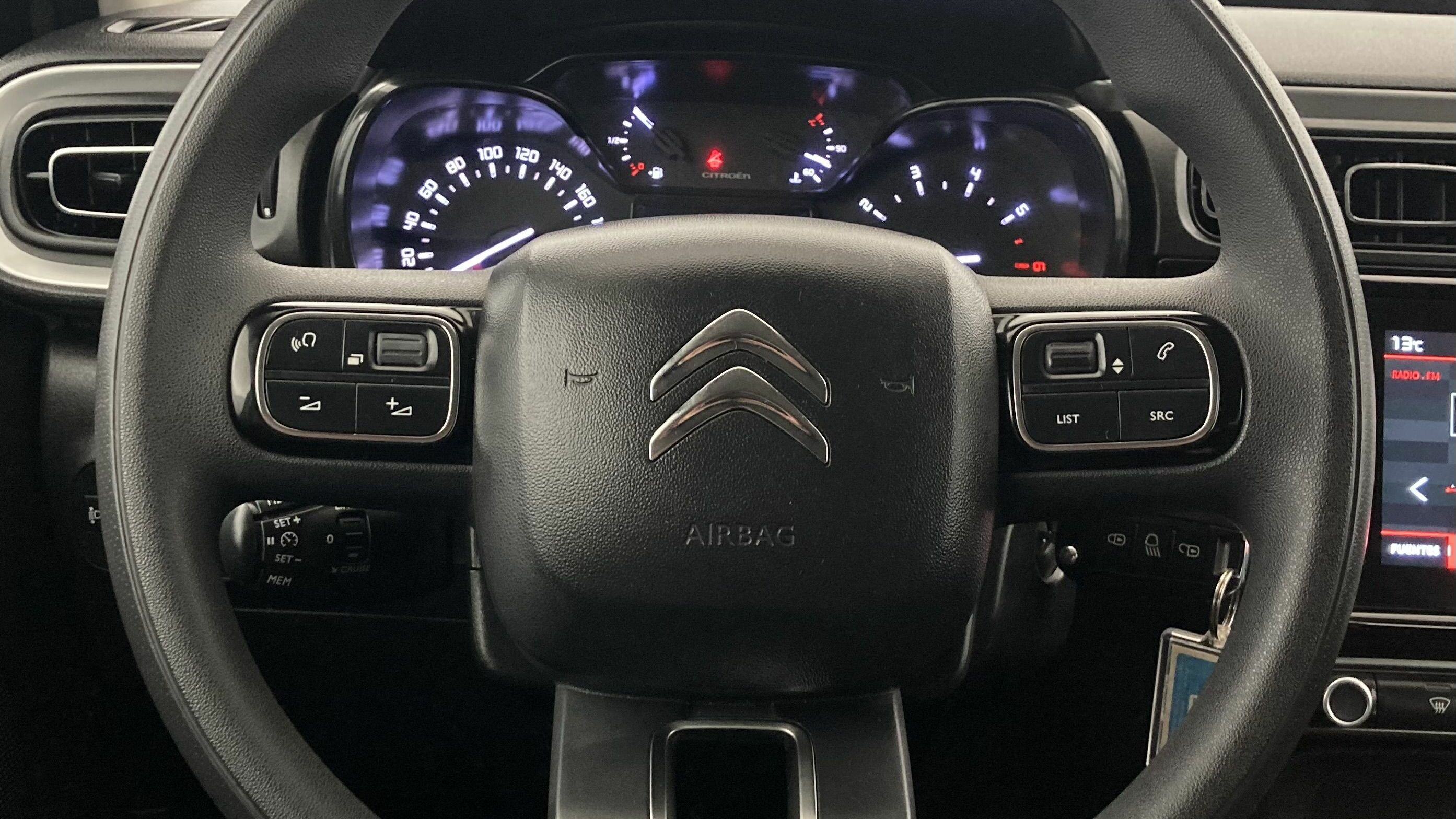 citroen c3 origin max 1.2 PURETECH 83 2024 negro perla nera / blanco 18