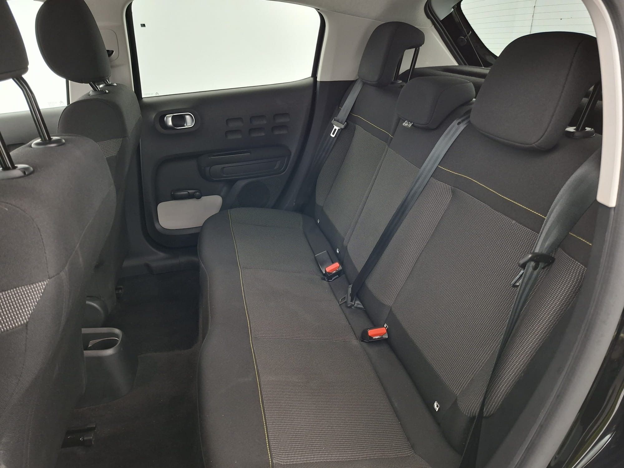 citroen c3 origin max 1.2 PURETECH 83 2024 negro perla nera / blanco 21