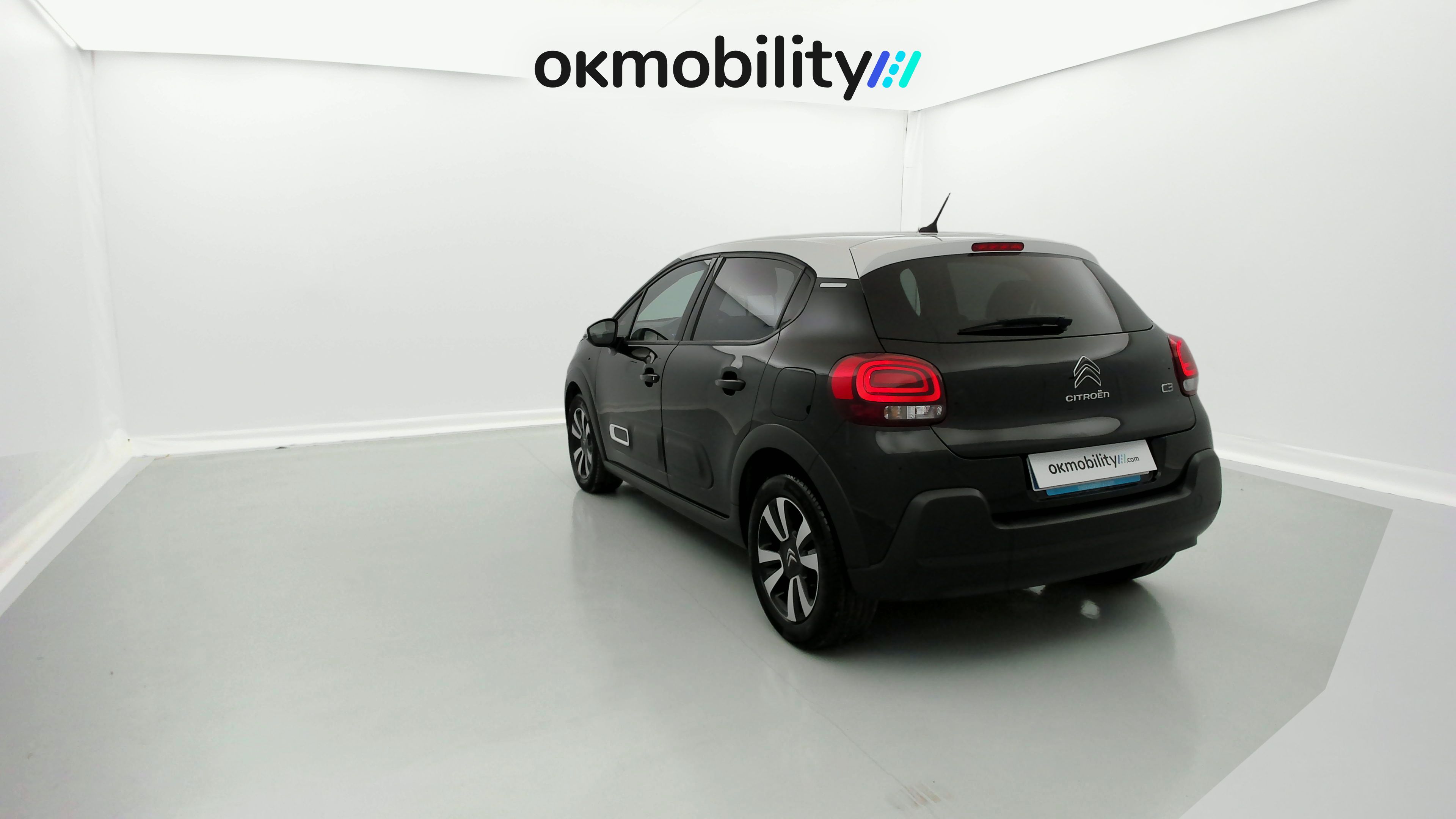 citroen c3 origin max 1.2 PURETECH 83 2024 negro perla nera / blanco 9
