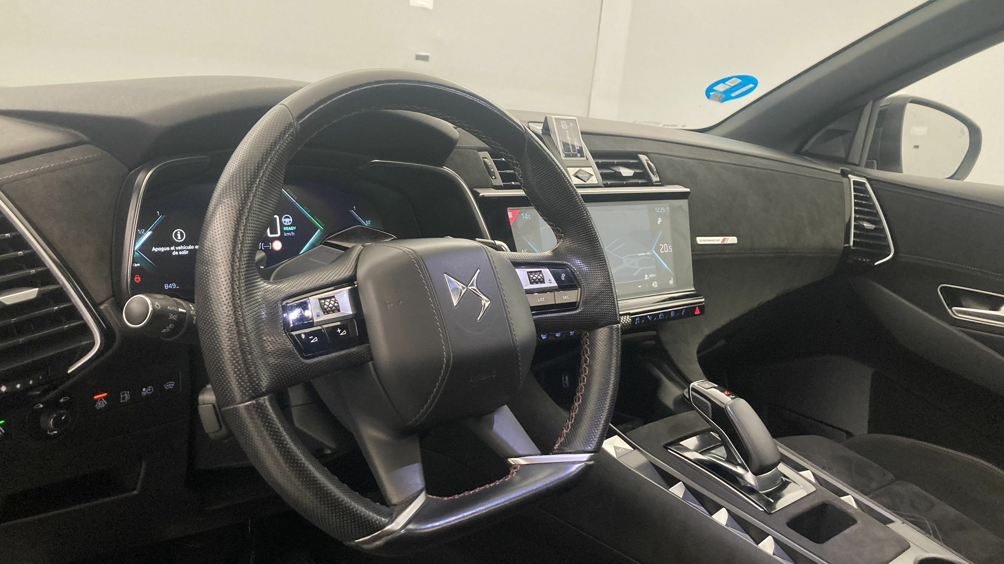 ds ds7 crossback performance line + E-TENSE 300 CA 2022 gris platino 14