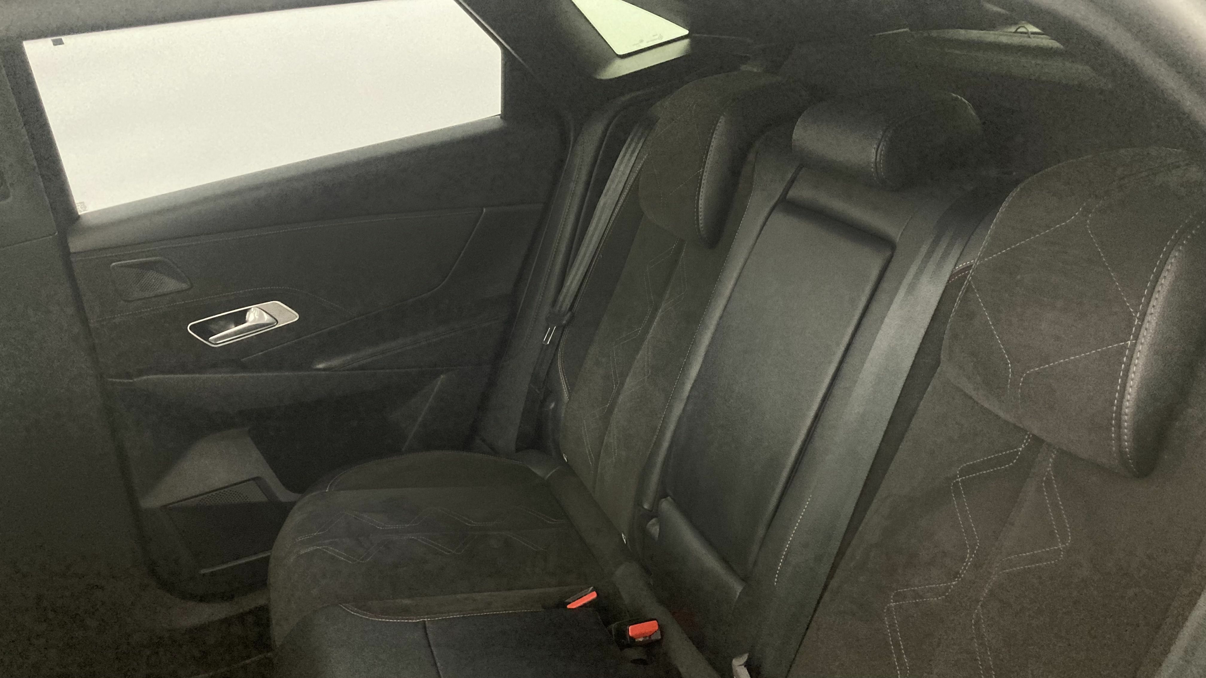 ds ds7 crossback performance line + E-TENSE 300 CA 2022 gris platino 20