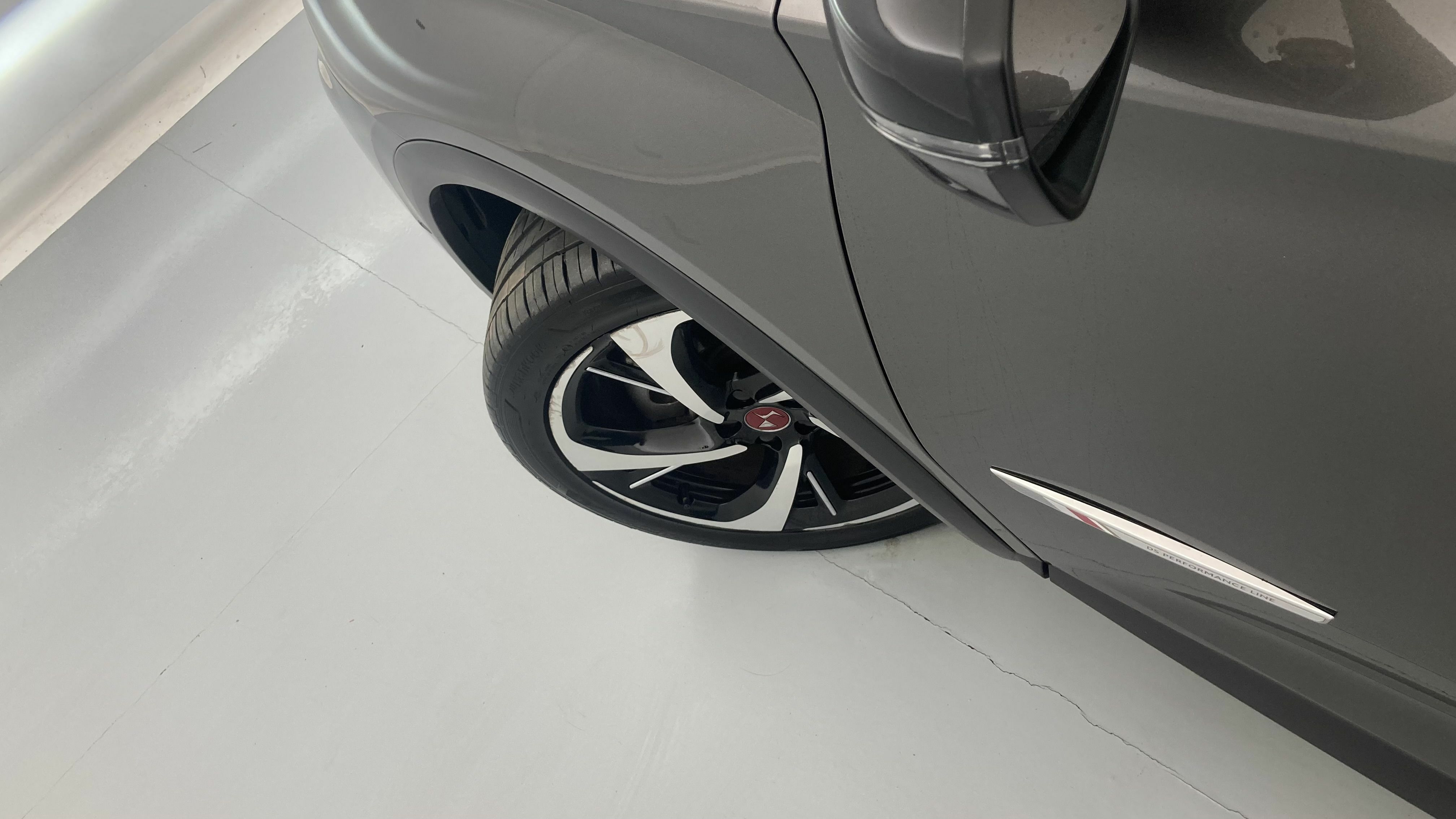 ds ds7 crossback performance line + E-TENSE 300 CA 2022 gris platino 27