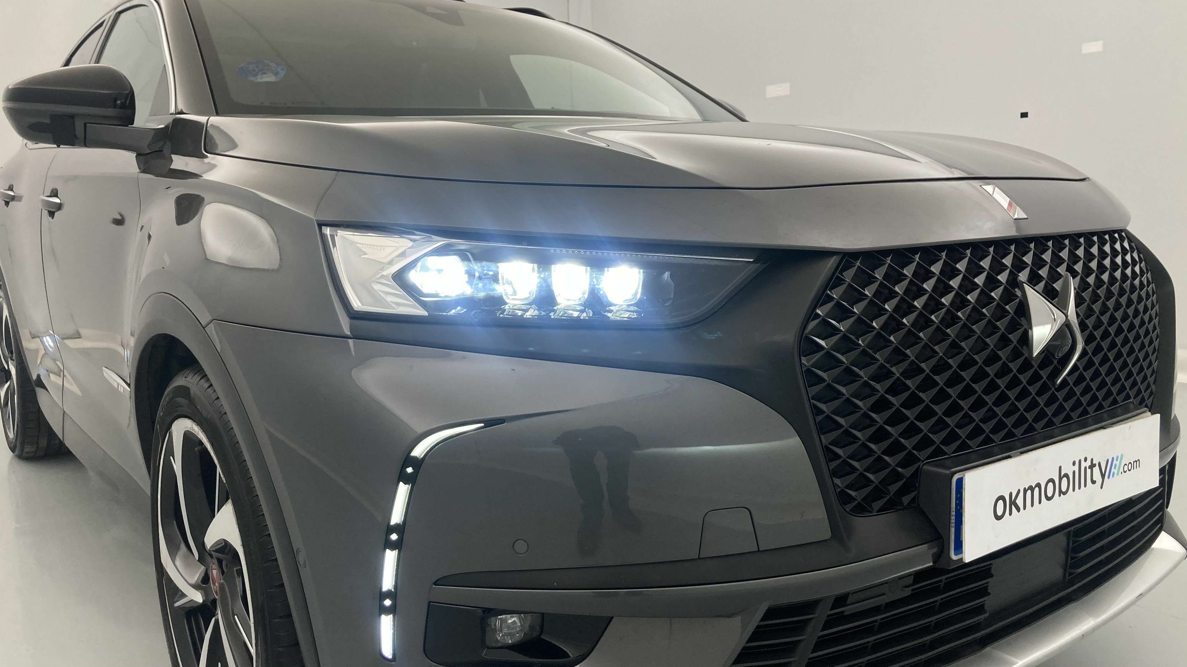 ds ds7 crossback performance line + E-TENSE 300 CA 2022 gris platino 28