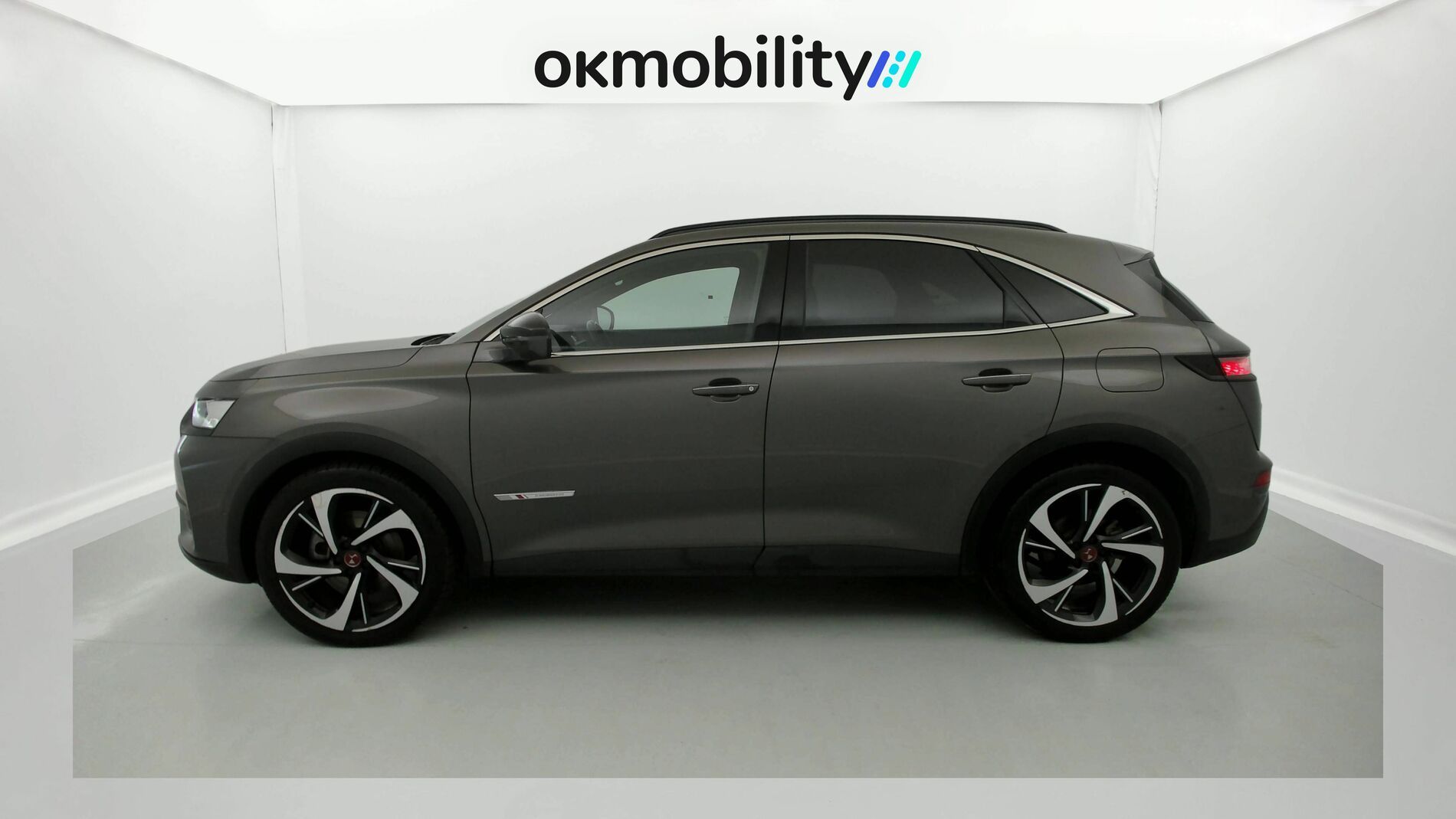 ds ds7 crossback performance line + E-TENSE 300 CA 2022 gris platino 5