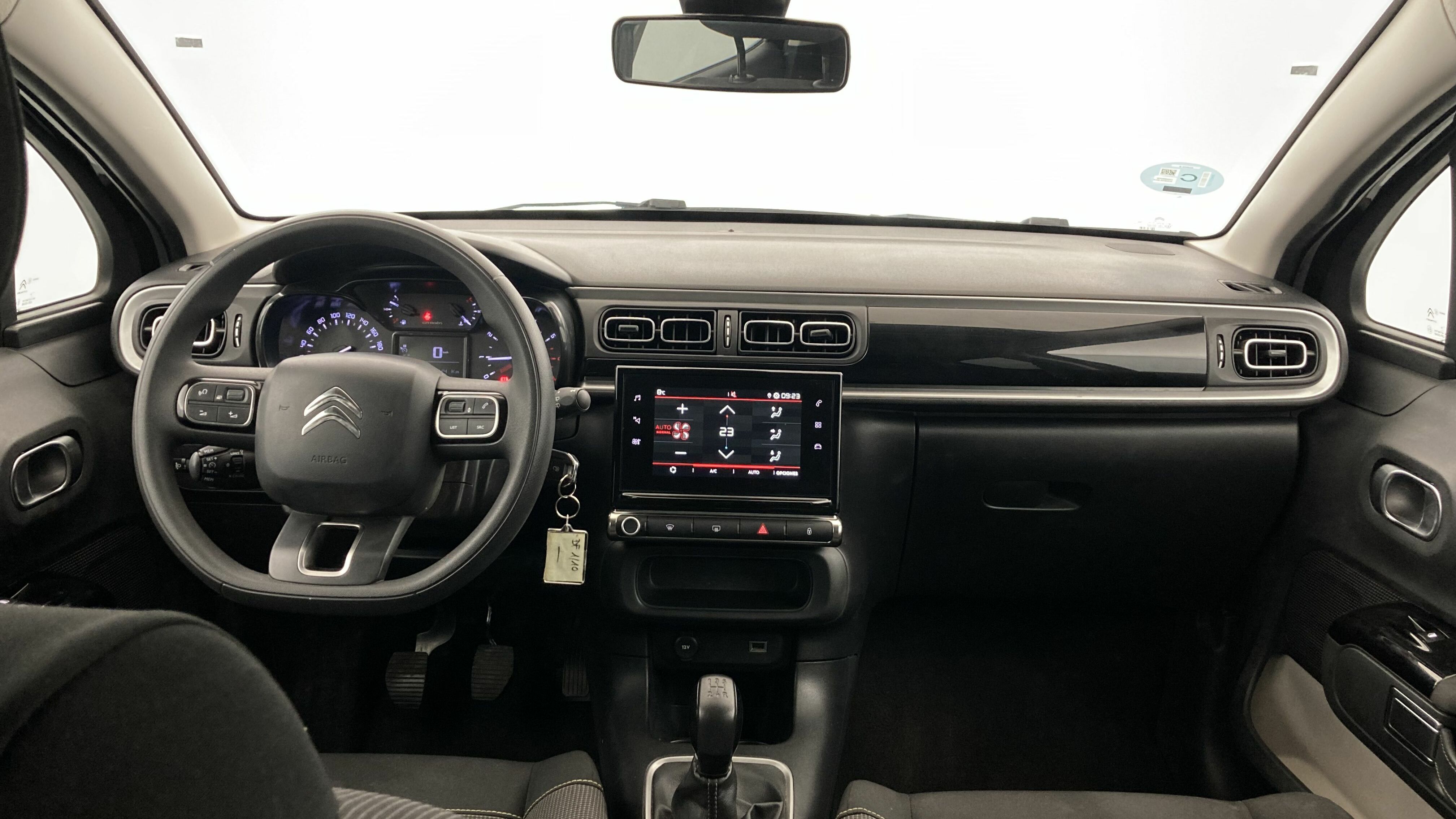 citroen c3 origin max 1.2 PURETECH 83 2024 negro perla nera / blanco 16