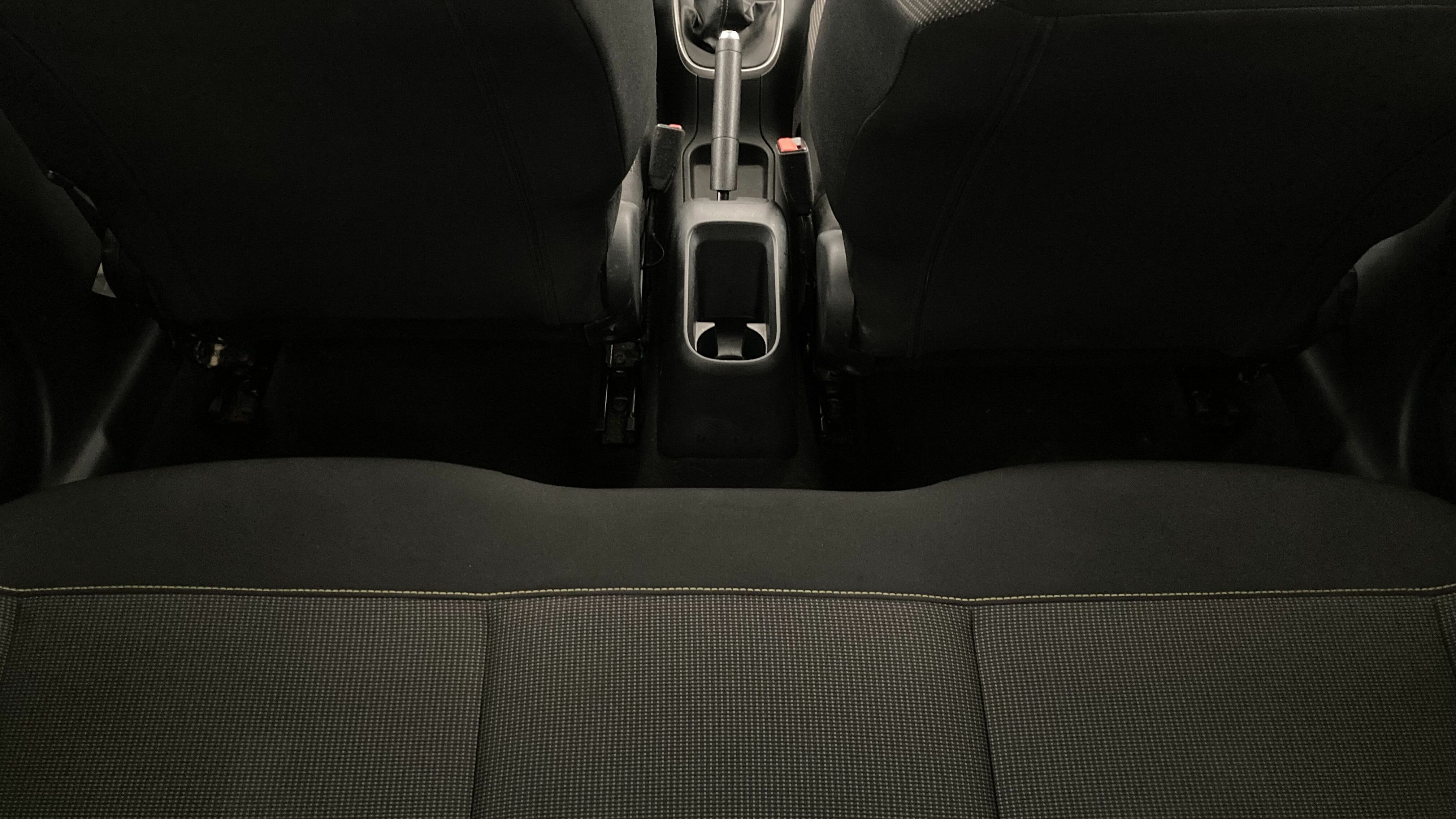 citroen c3 origin max 1.2 PURETECH 83 2024 negro perla nera / blanco 22