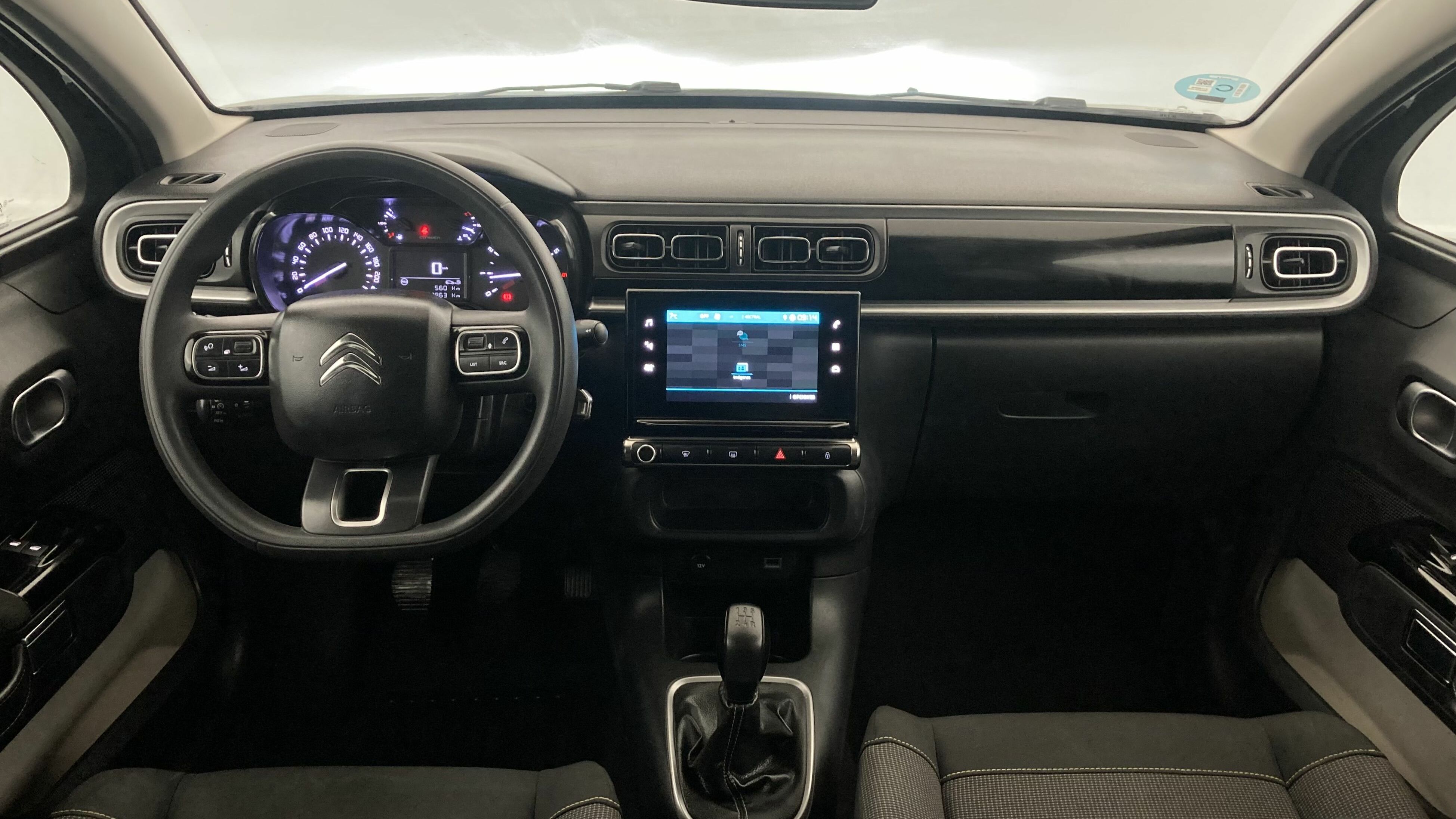 citroen c3 origin max 1.2 PURETECH 83 2024 negro perla nera / blanco 15