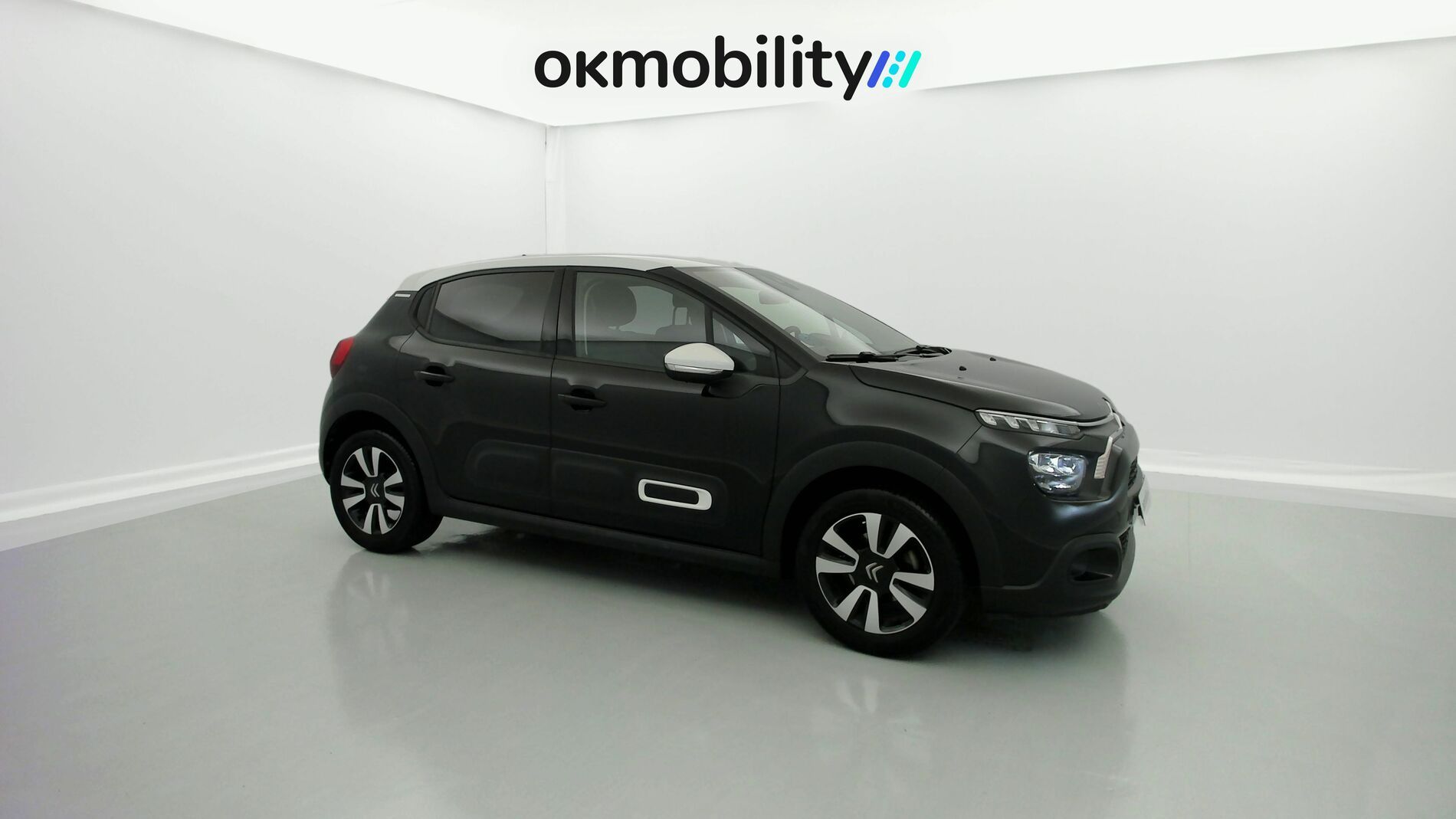 citroen c3 origin max 1.2 PURETECH 83 2024 negro perla nera / blanco 2