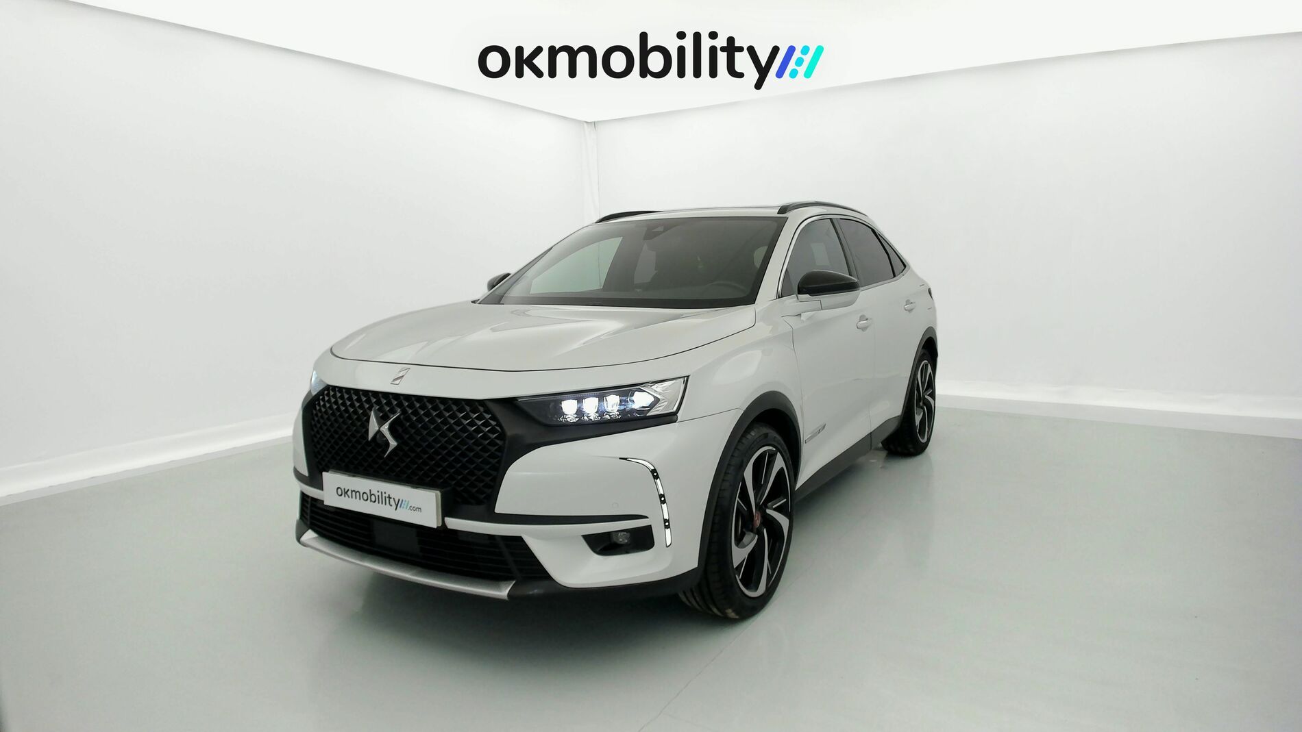 ds ds7 crossback performance line + E-TENSE 300 CA 2022 blanco nacarado 1