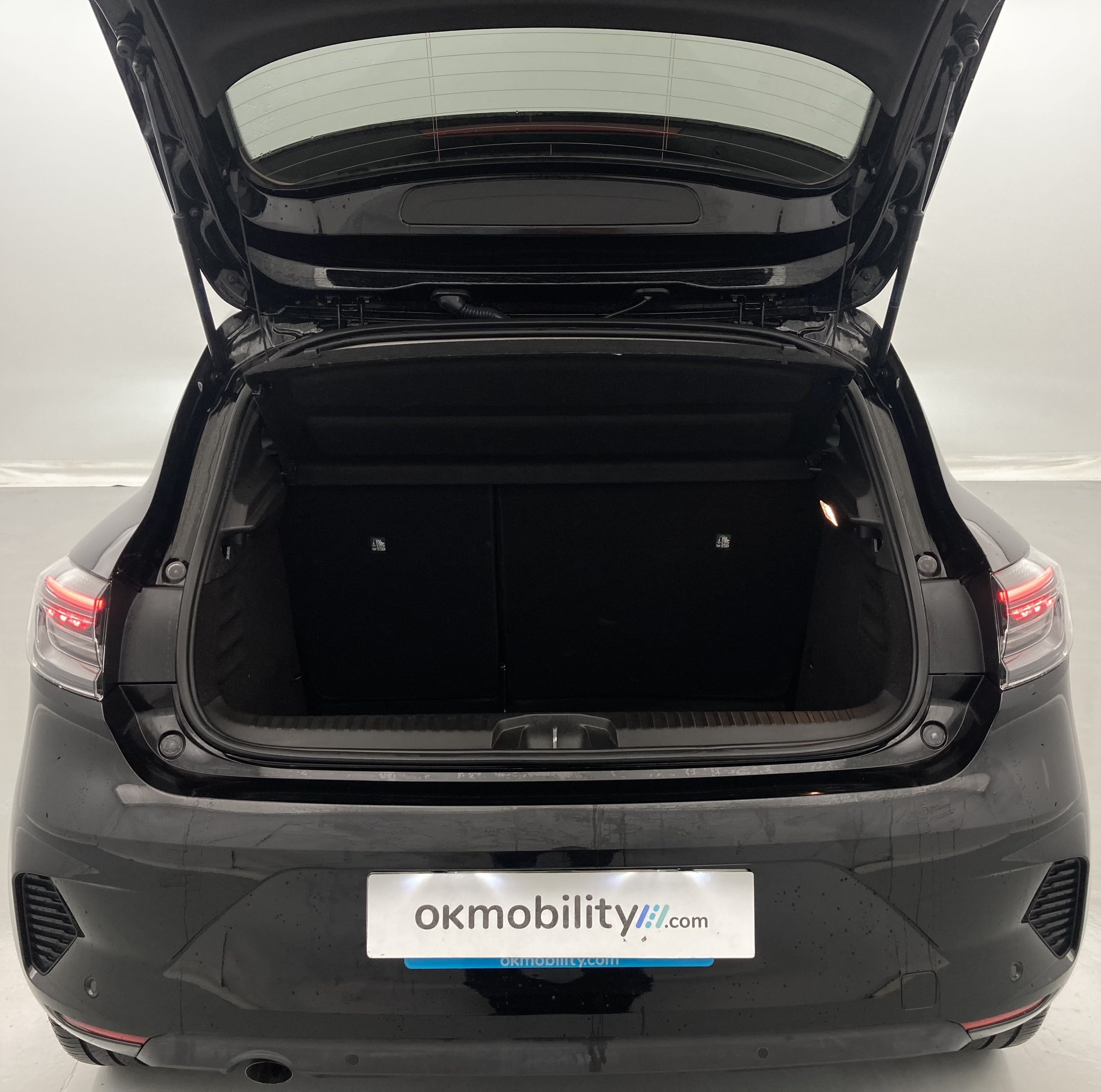 renault clio evolution 1.5 DCI 100 2025 negro brillante 22