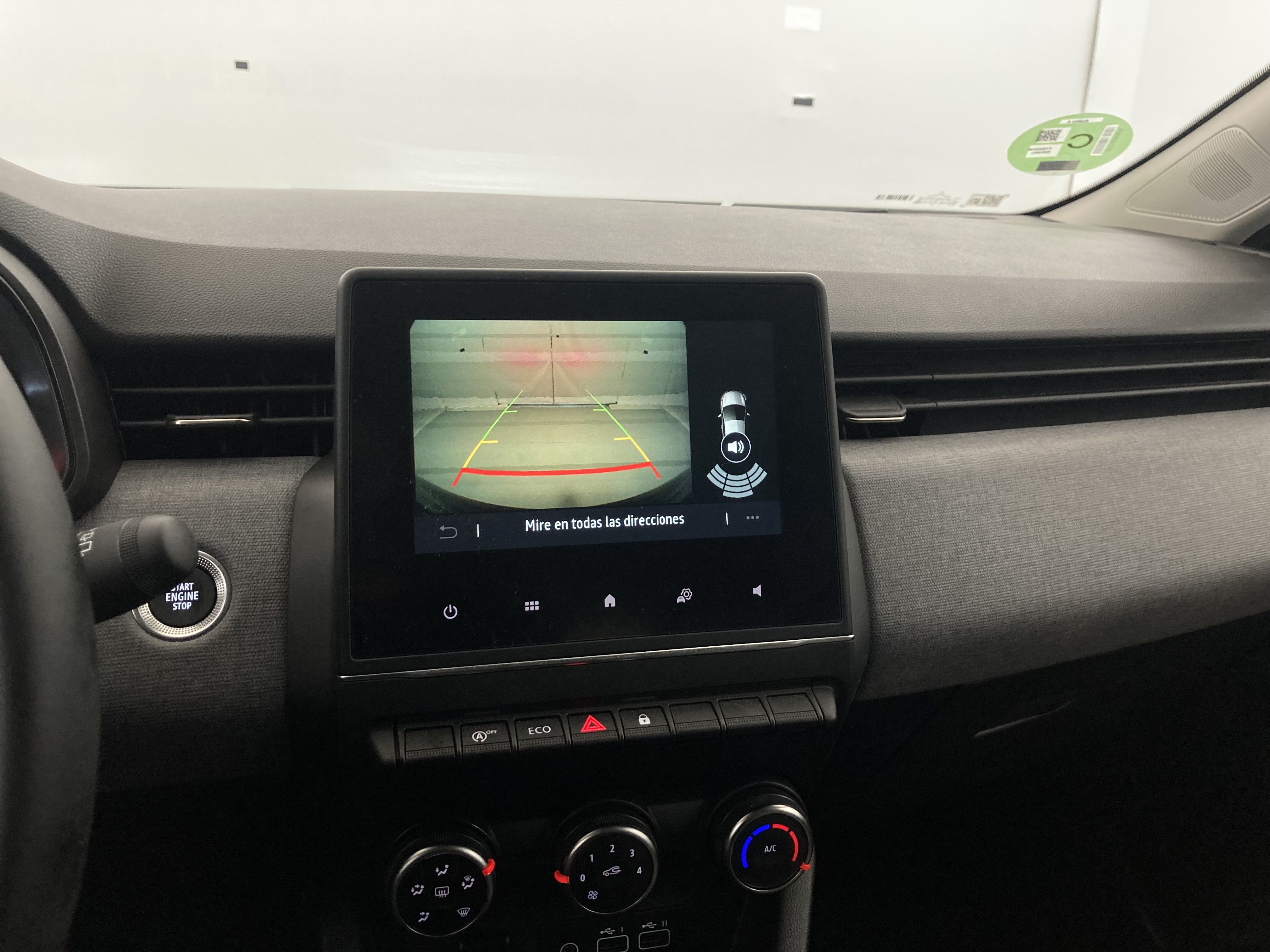 renault clio evolution 1.5 DCI 100 2025 negro brillante 25