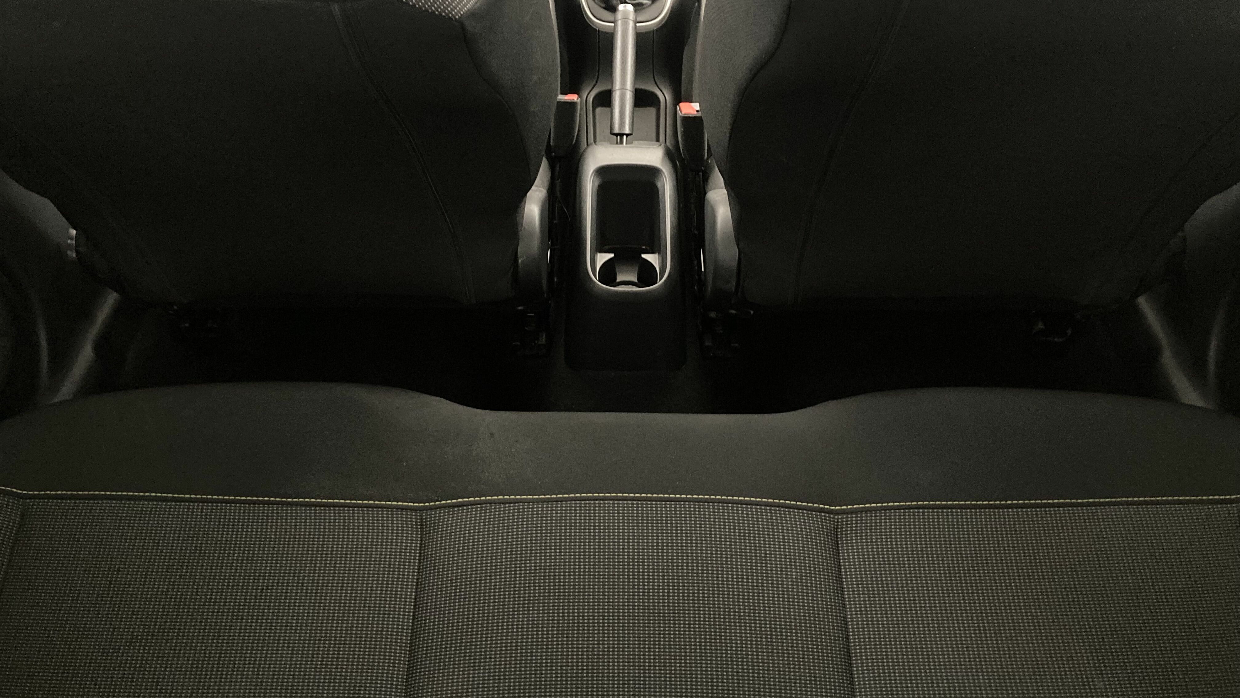 citroen c3 origin max 1.2 PURETECH 83 2024 negro perla nera / blanco 22