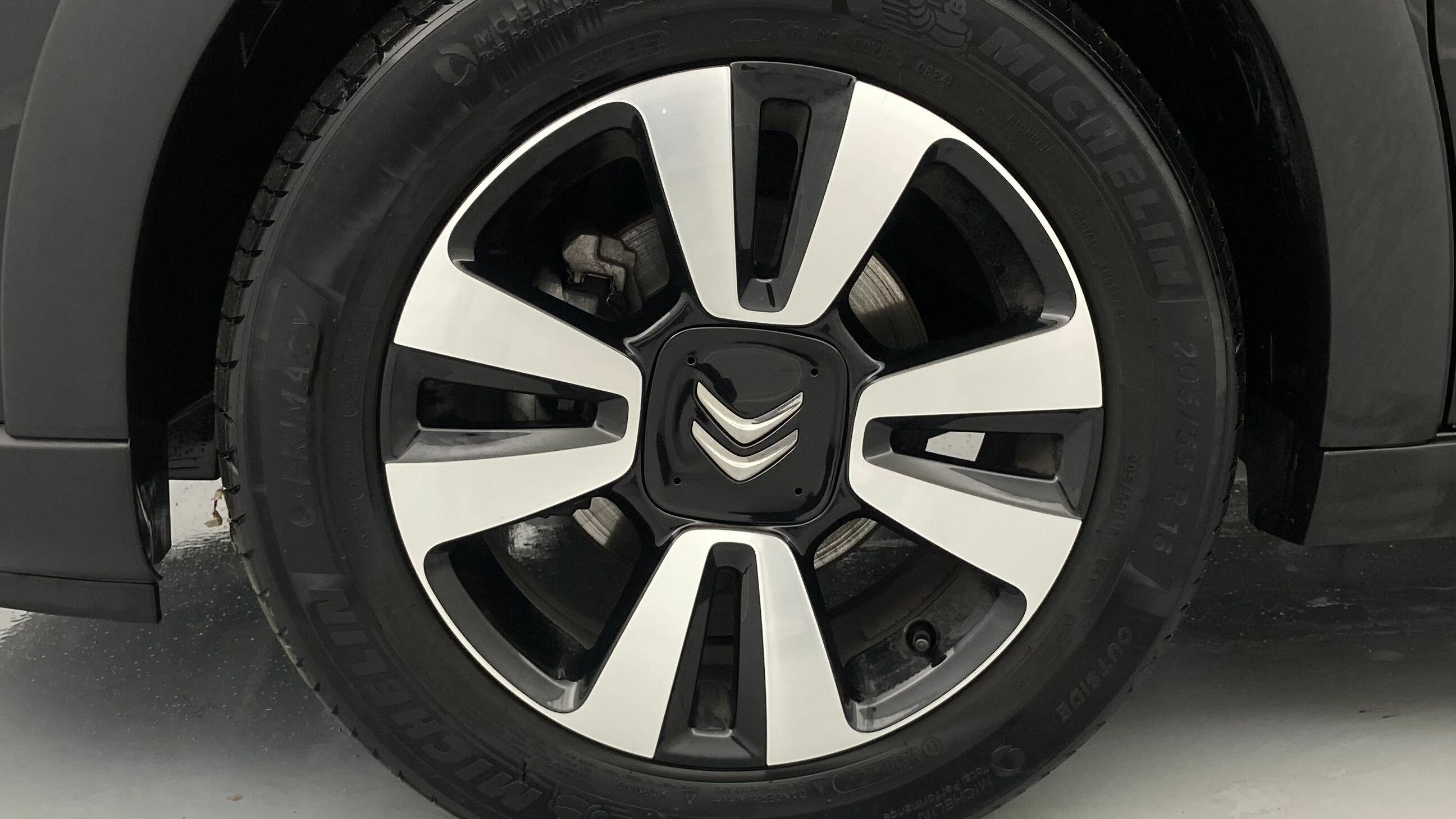 citroen c3 origin max 1.2 PURETECH 83 2024 negro perla nera / blanco 27