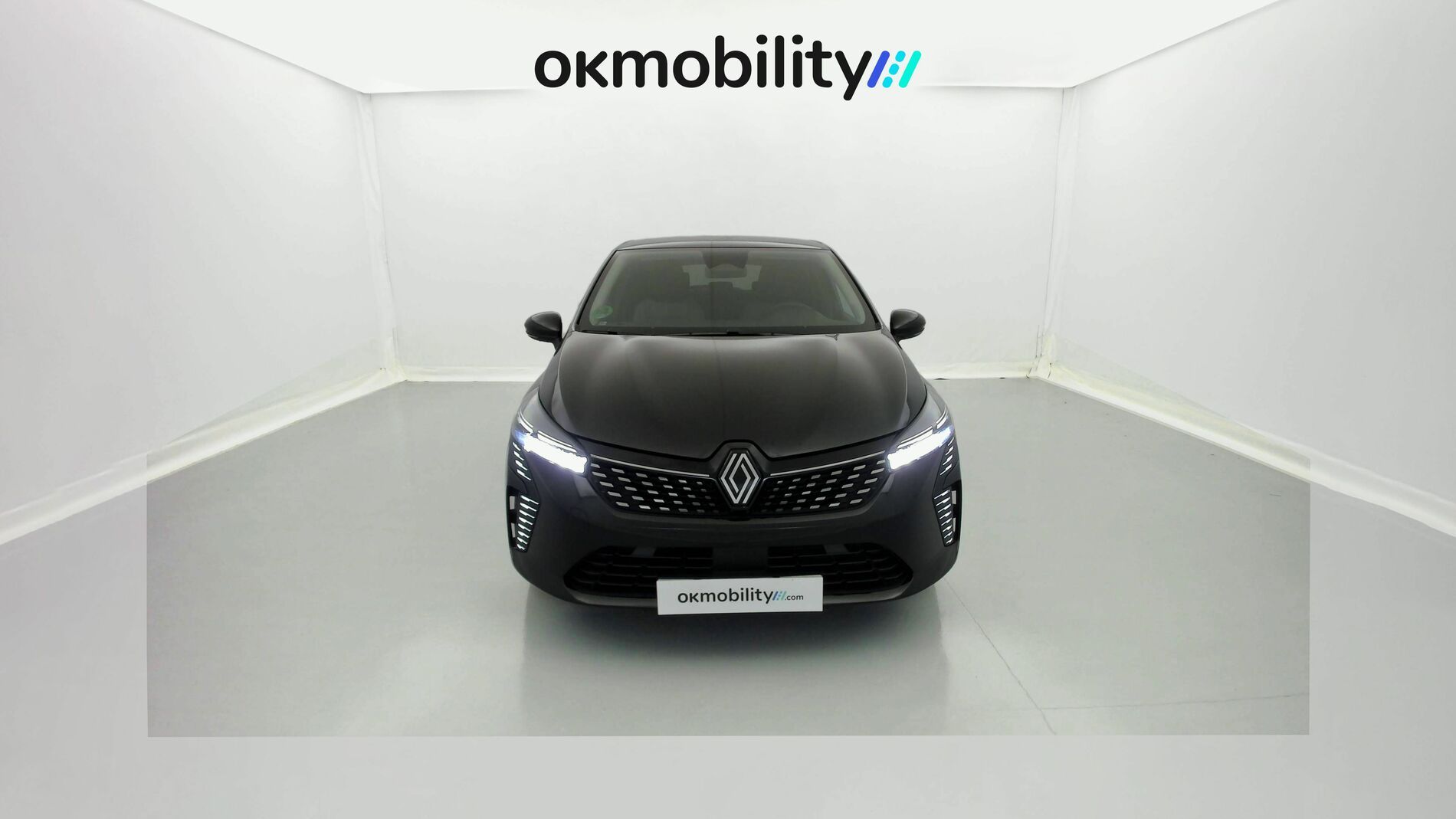 renault clio evolution 1.5 DCI 100 2025 negro brillante 4