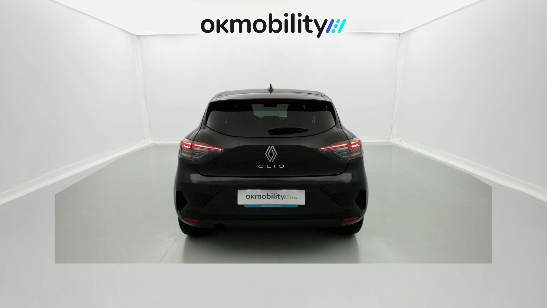 renault clio evolution 1.5 DCI 100 2025 negro brillante 10