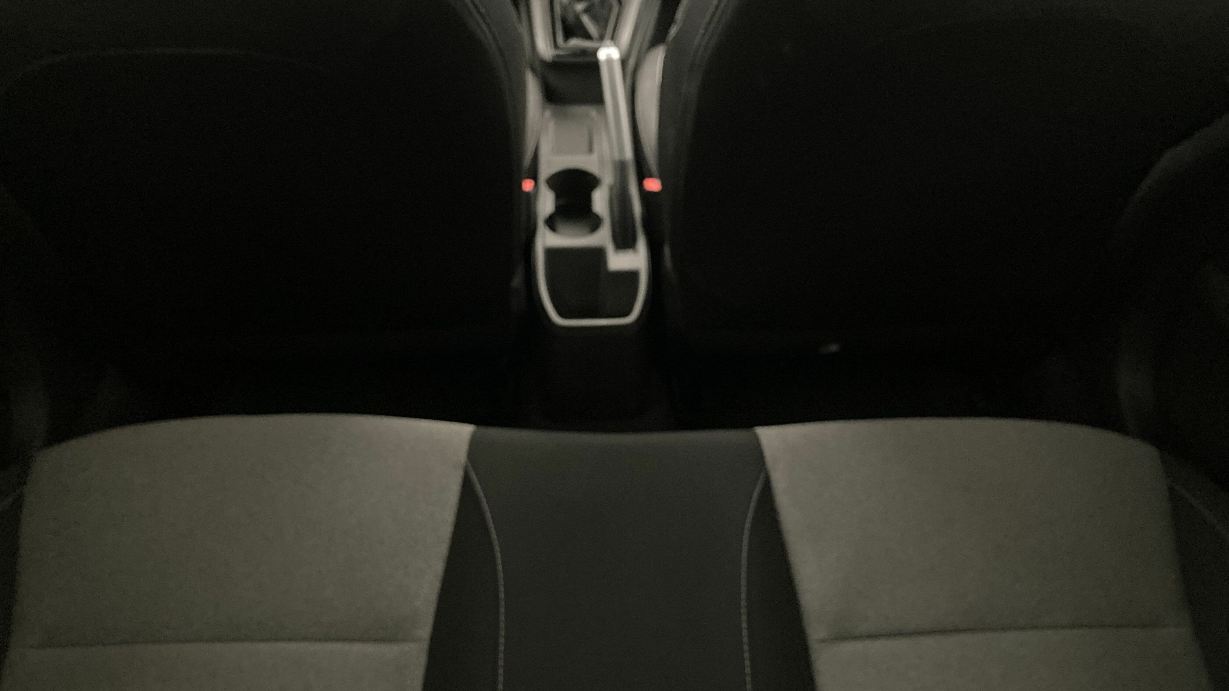 renault clio evolution 1.5 DCI 100 2025 negro brillante 21