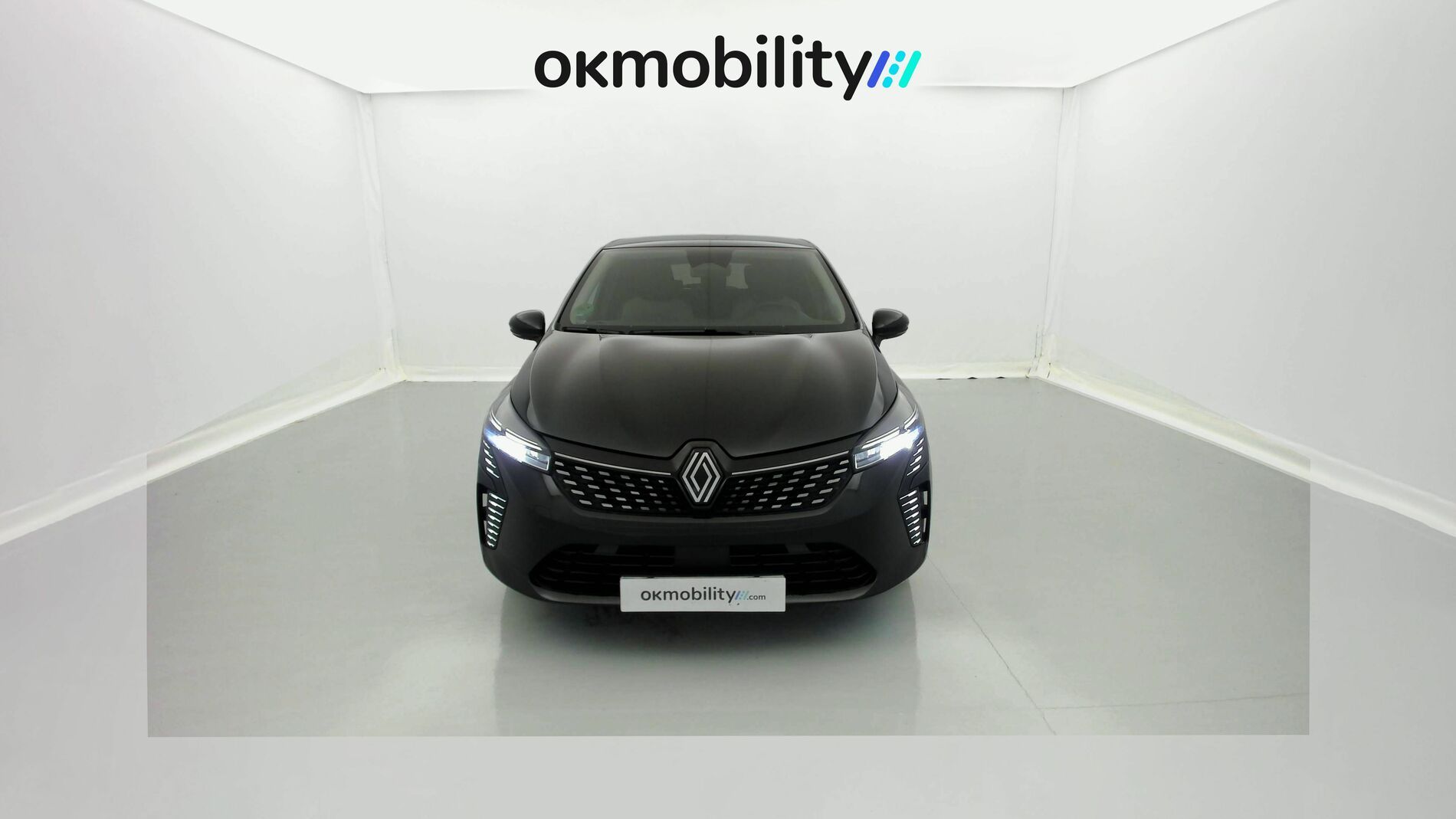 renault clio evolution 1.5 DCI 100 2025 negro brillante 3