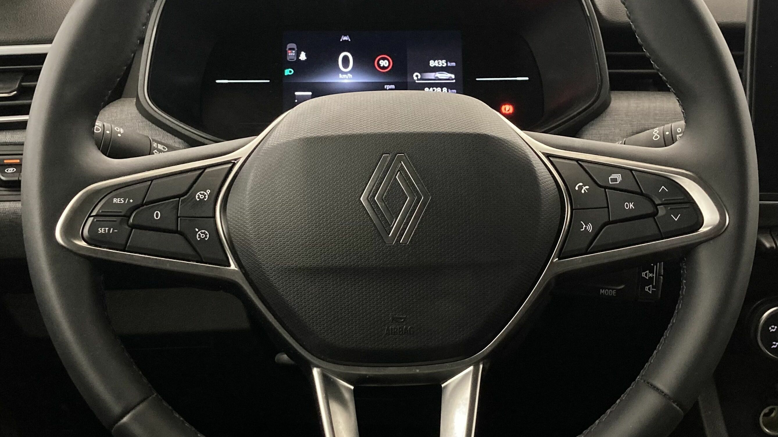 renault clio evolution 1.5 DCI 100 2025 negro brillante 16