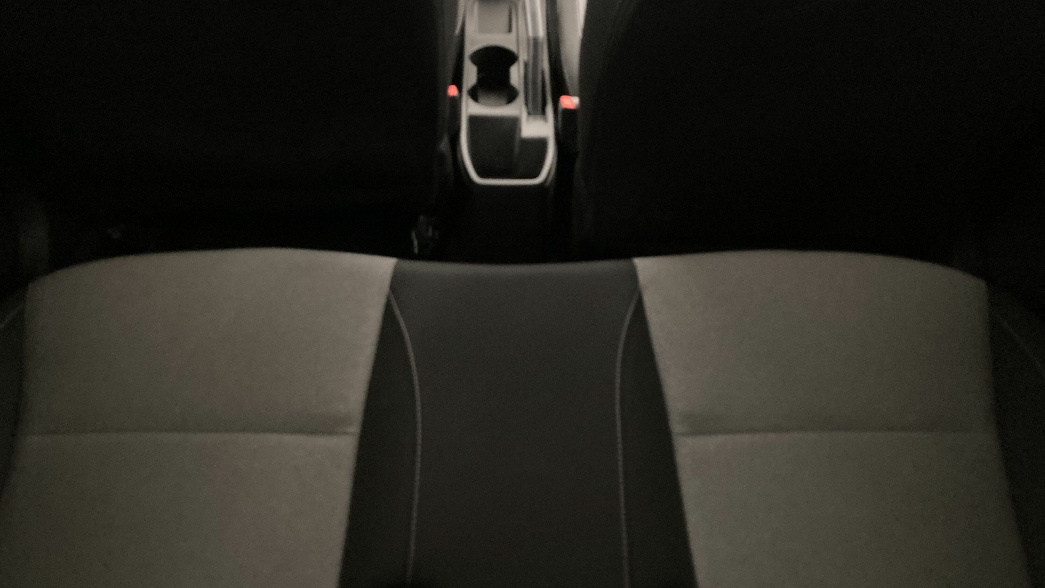 renault clio evolution 1.5 DCI 100 2025 negro brillante 21