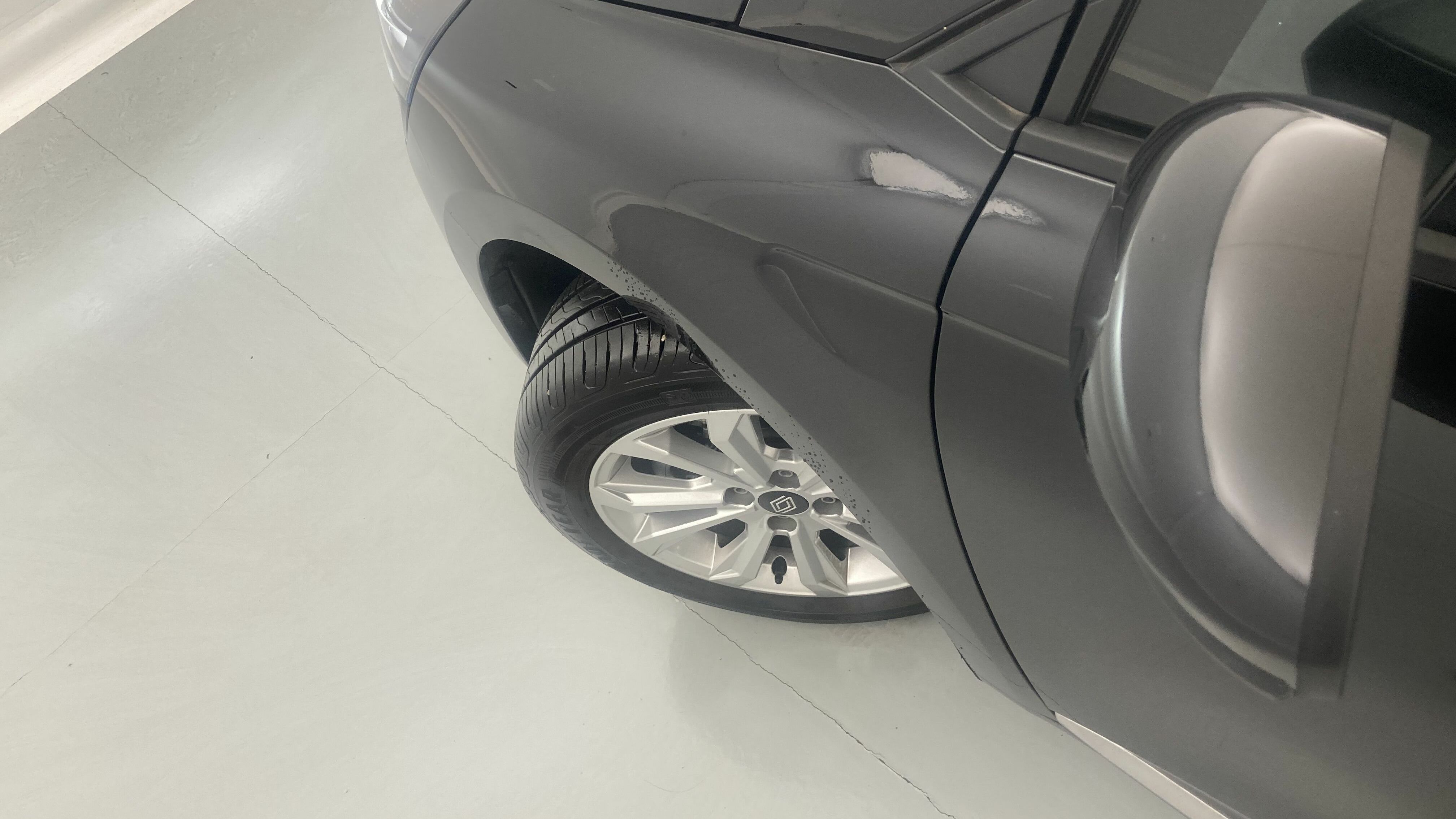 renault clio evolution 1.5 DCI 100 2025 negro brillante 27