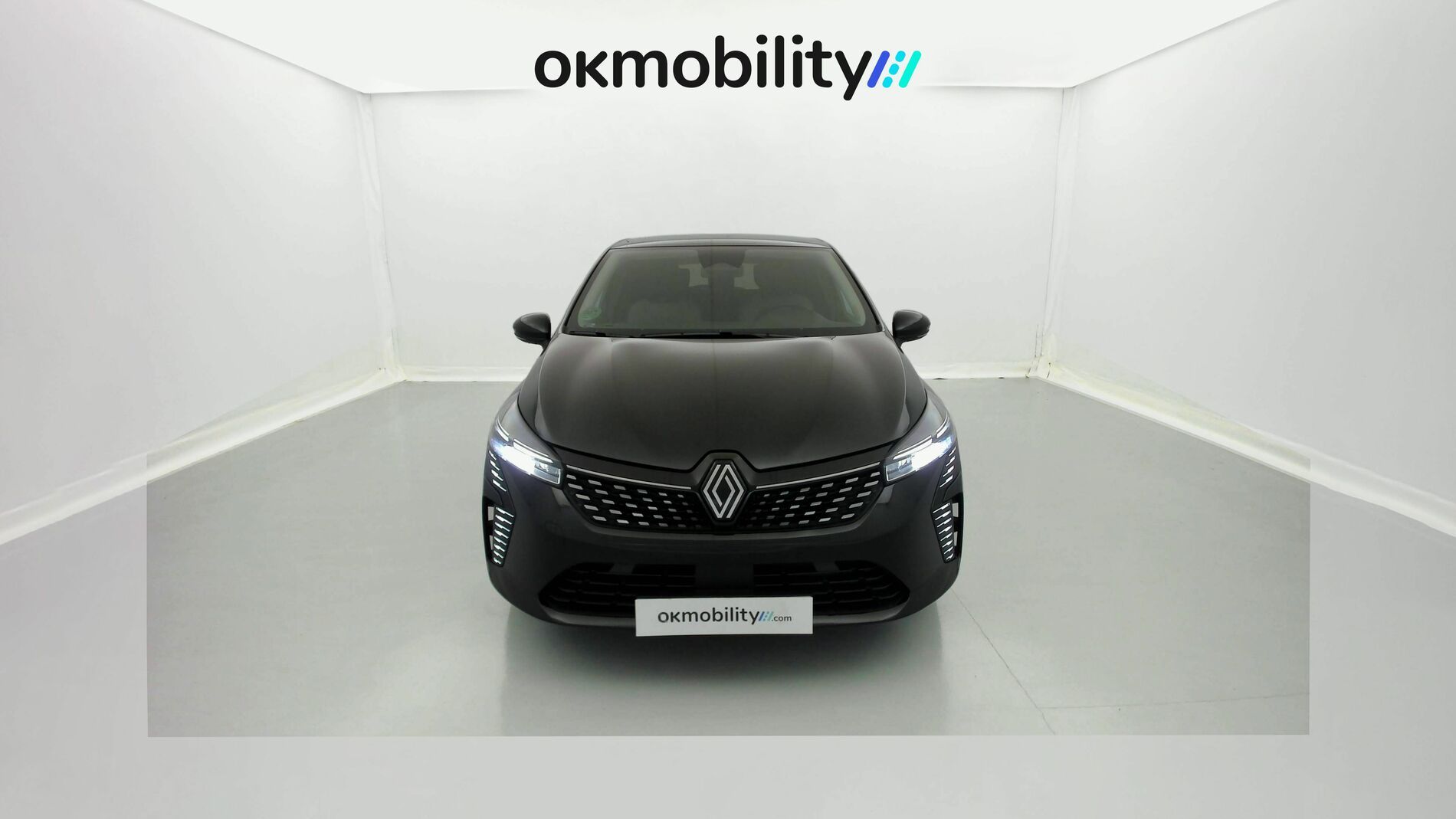 renault clio evolution 1.5 DCI 100 2025 negro brillante 3