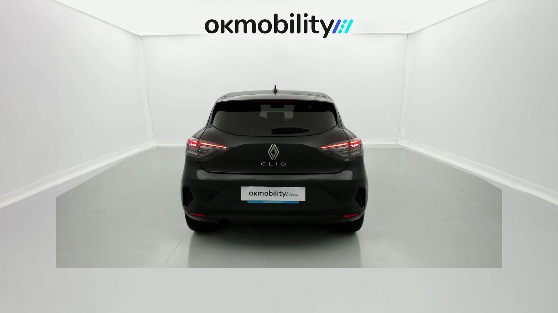 renault clio evolution 1.5 DCI 100 2025 negro brillante 9