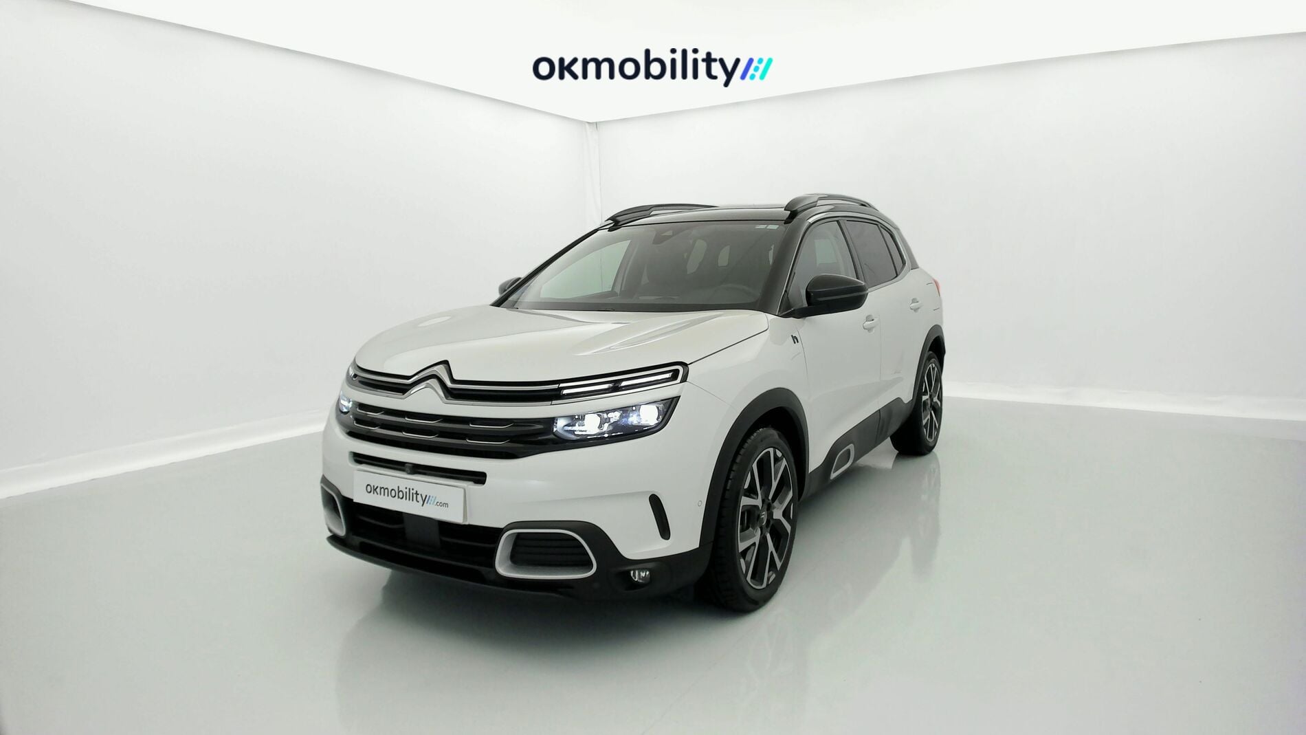 citroen c5 aircross shine 1.6 PURETECH HYBRID 225 E-EAT 2022 blanco nacarado / negro 1