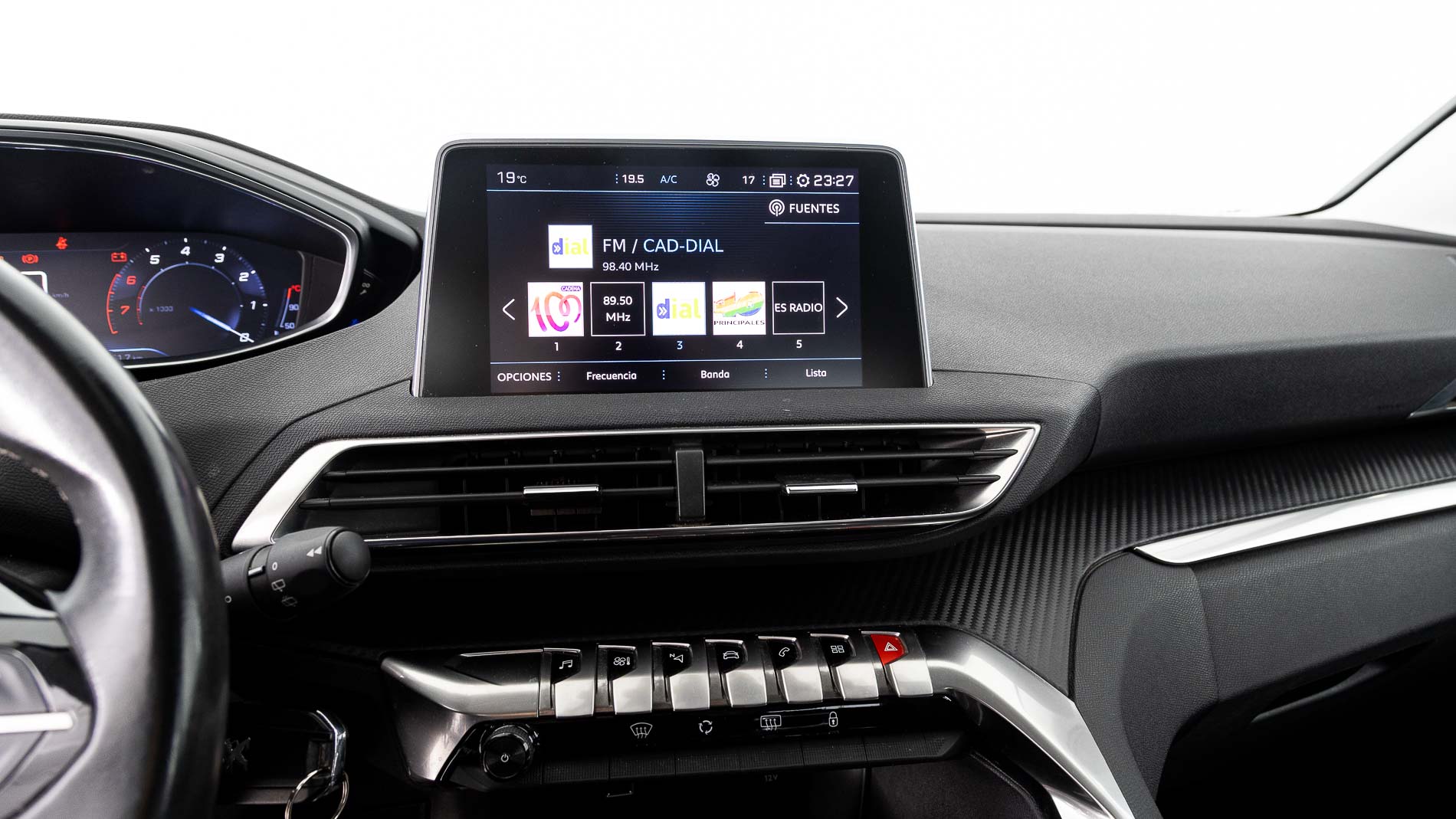 peugeot 3008 active 1.2 PURETECH 130 2018 gris 16