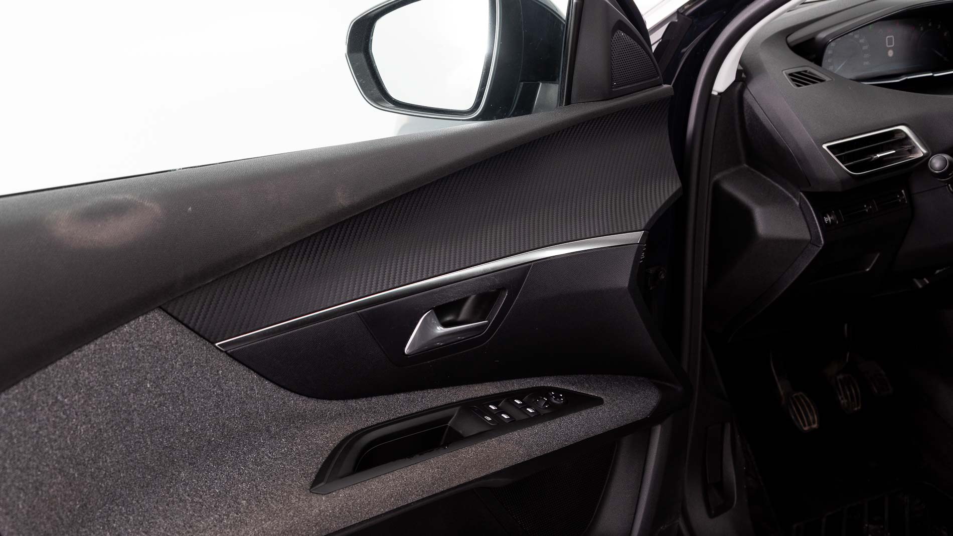 peugeot 3008 active 1.2 PURETECH 130 2018 gris 23