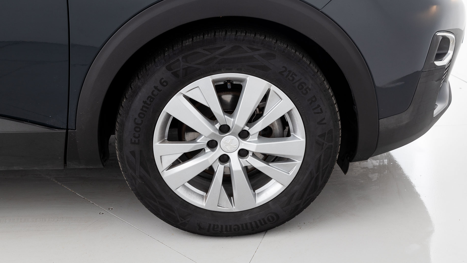 peugeot 3008 active 1.2 PURETECH 130 2018 gris 28