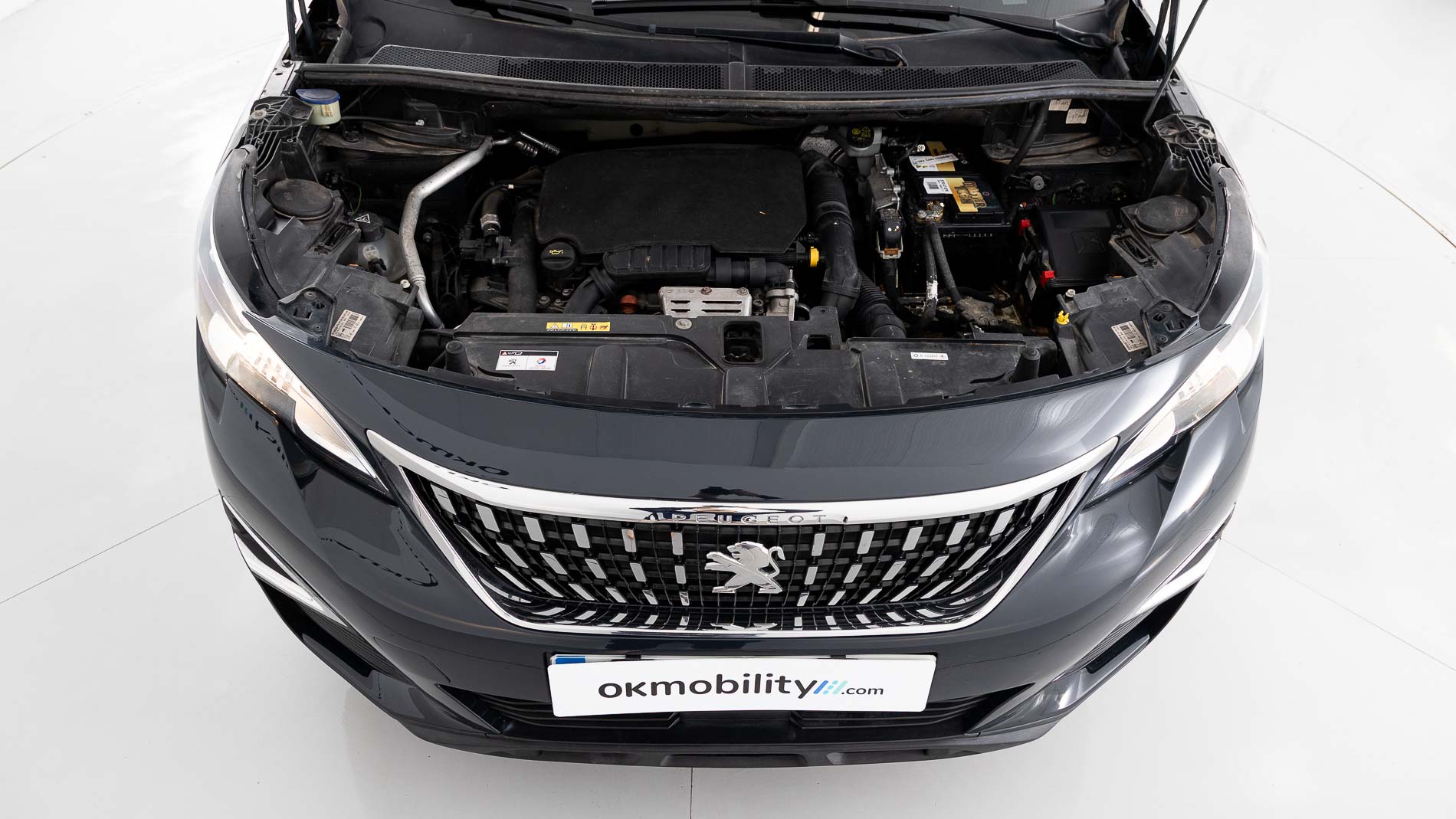 peugeot 3008 active 1.2 PURETECH 130 2018 gris 33