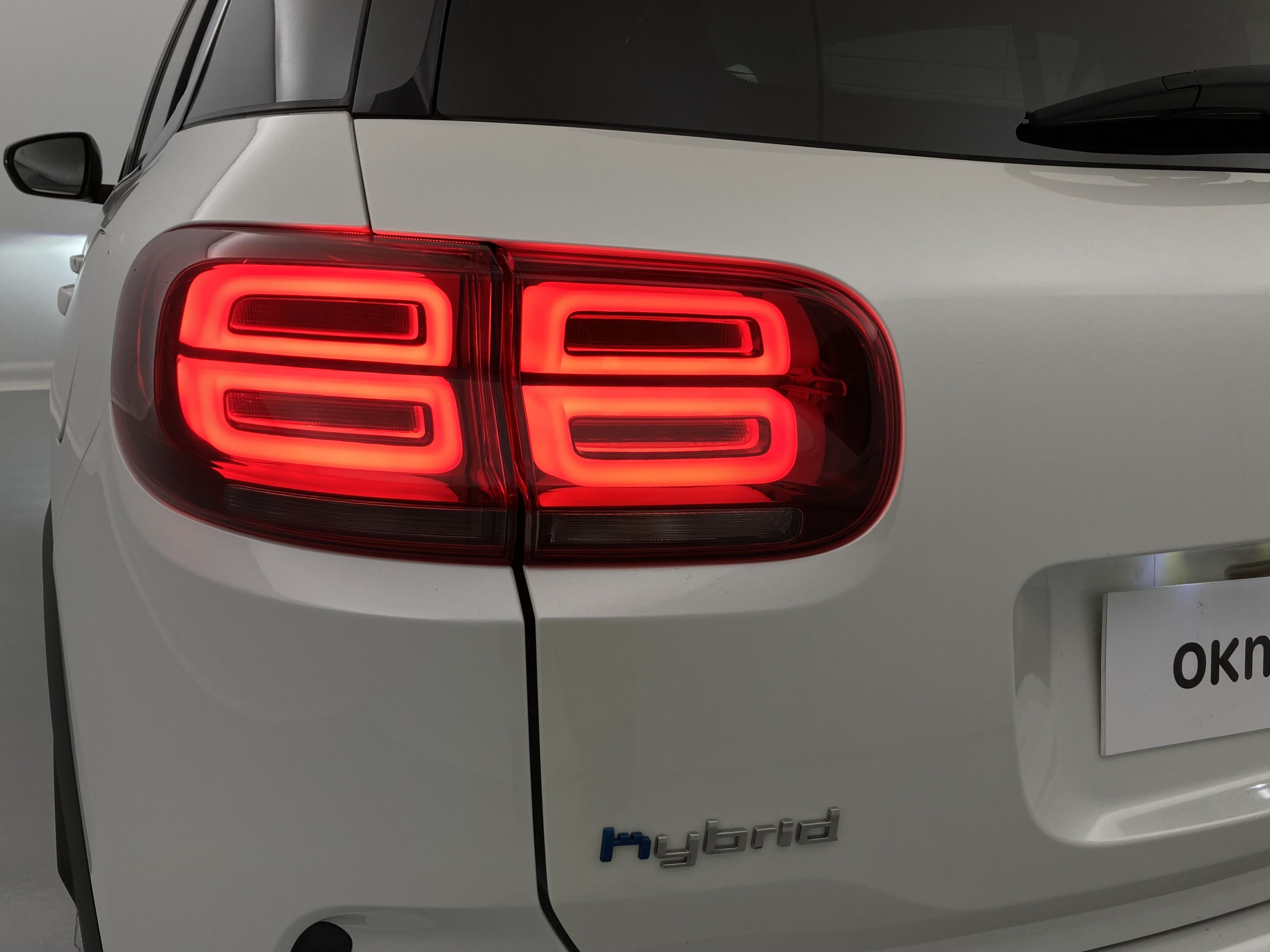 citroen c5 aircross shine 1.6 PURETECH HYBRID 225 E-EAT 2022 blanco nacarado / negro 14