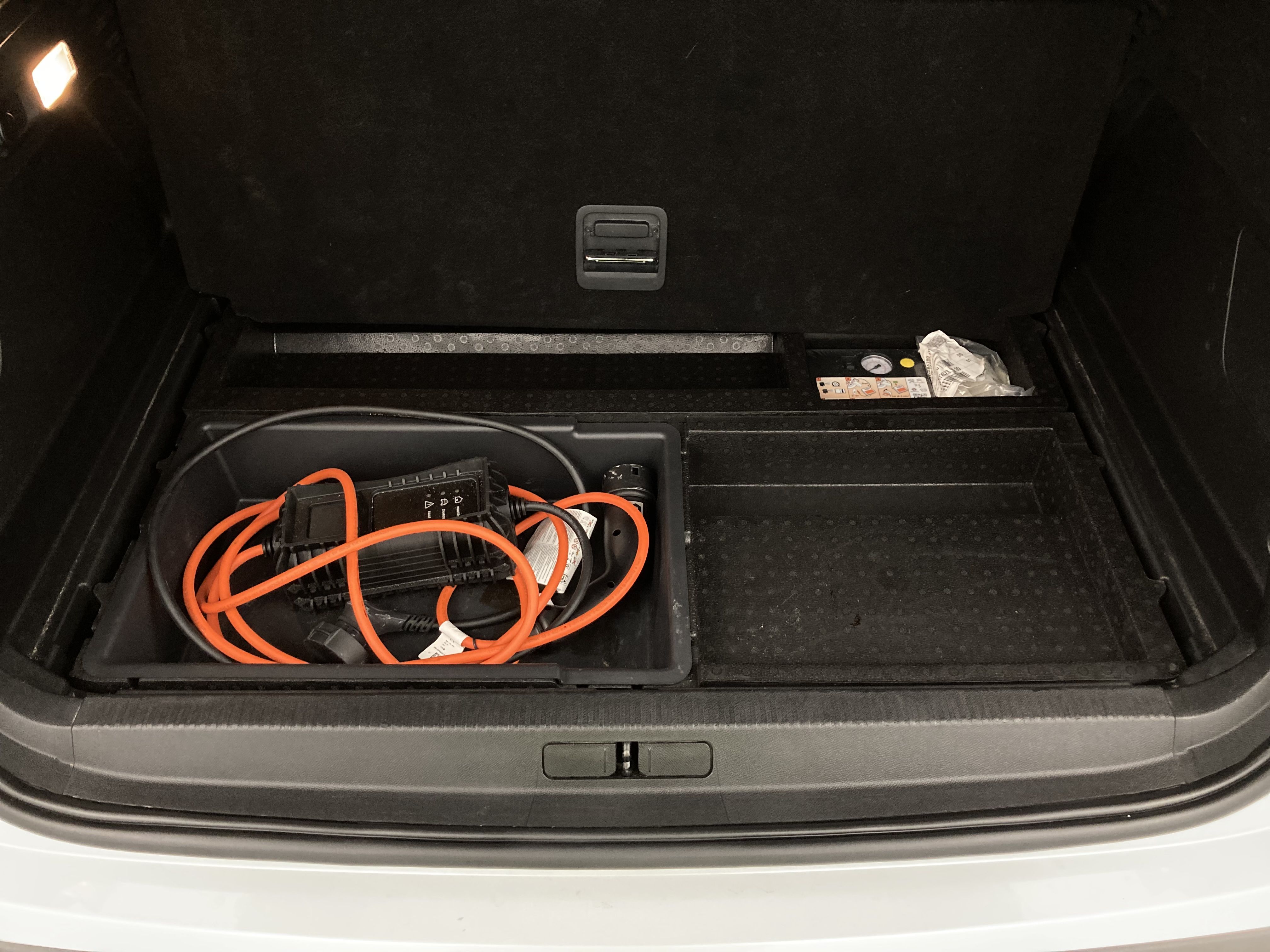 citroen c5 aircross shine 1.6 PURETECH HYBRID 225 E-EAT 2022 blanco nacarado / negro 23