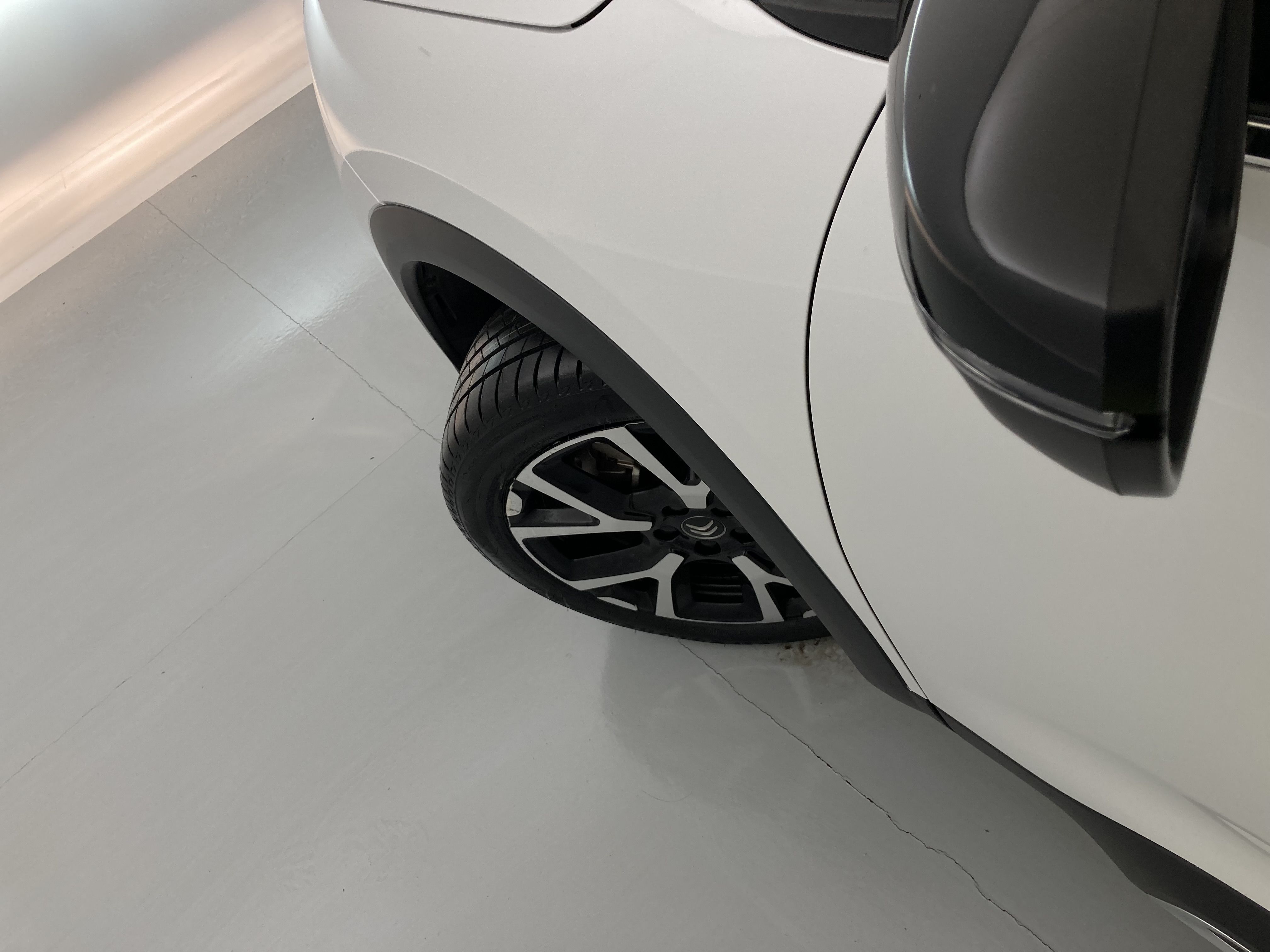 citroen c5 aircross shine 1.6 PURETECH HYBRID 225 E-EAT 2022 blanco nacarado / negro 30