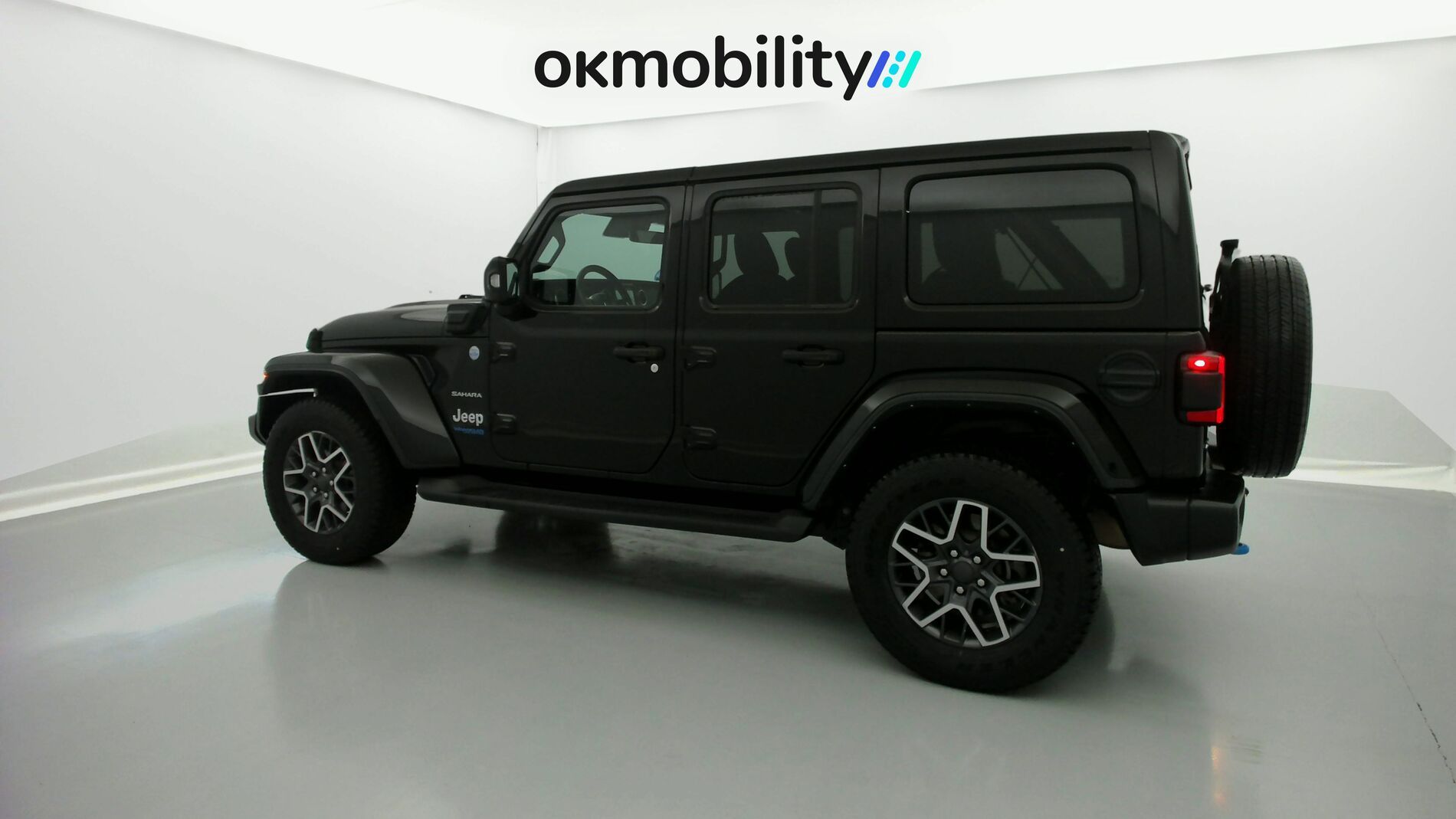 jeep wrangler sahara 2.0 PHEV 380 8ATX 2022 negro 8