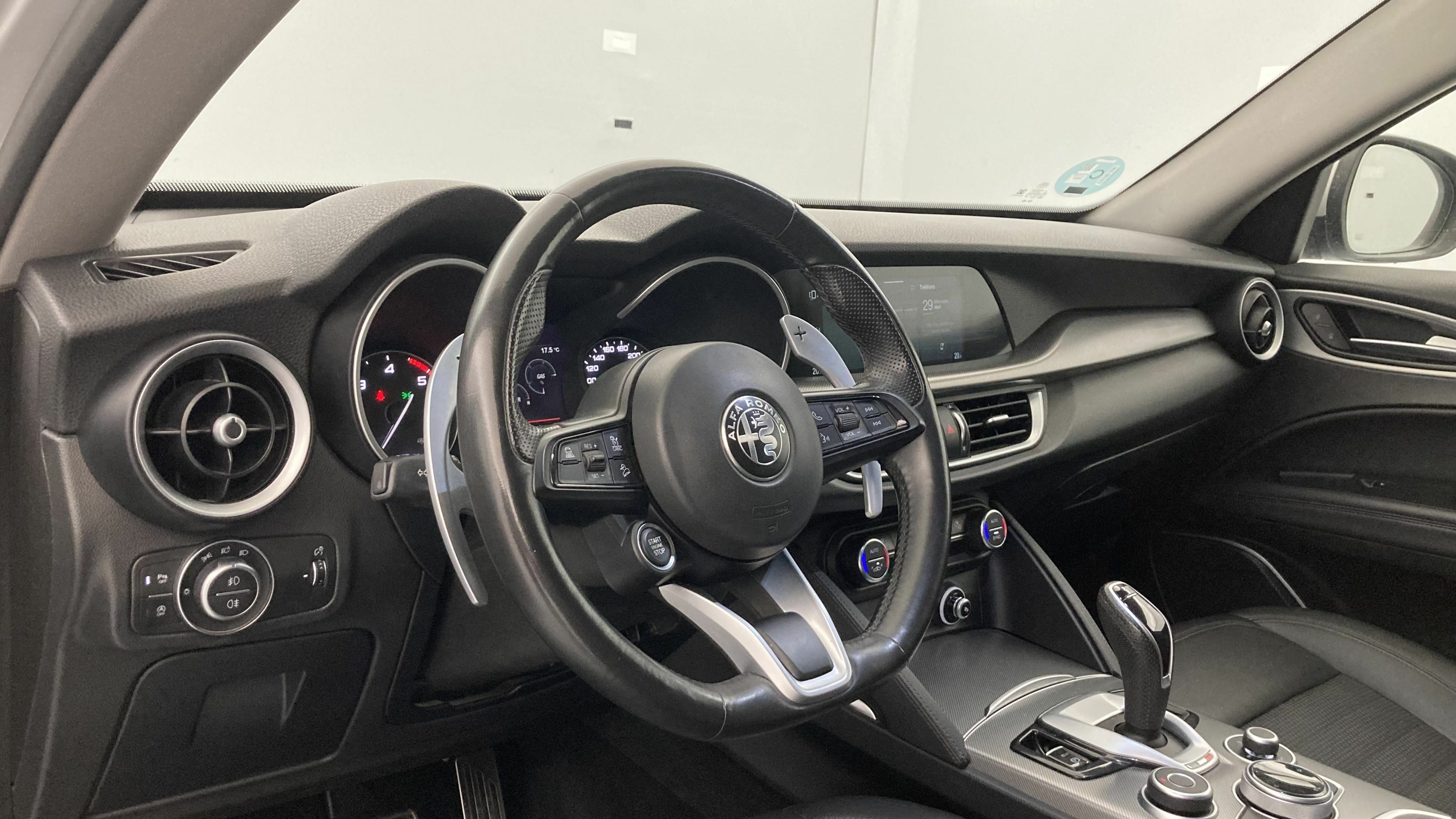alfa romeo stelvio sprint 2.2 JTD 190 AWD CA 2022 silverstone grey 15